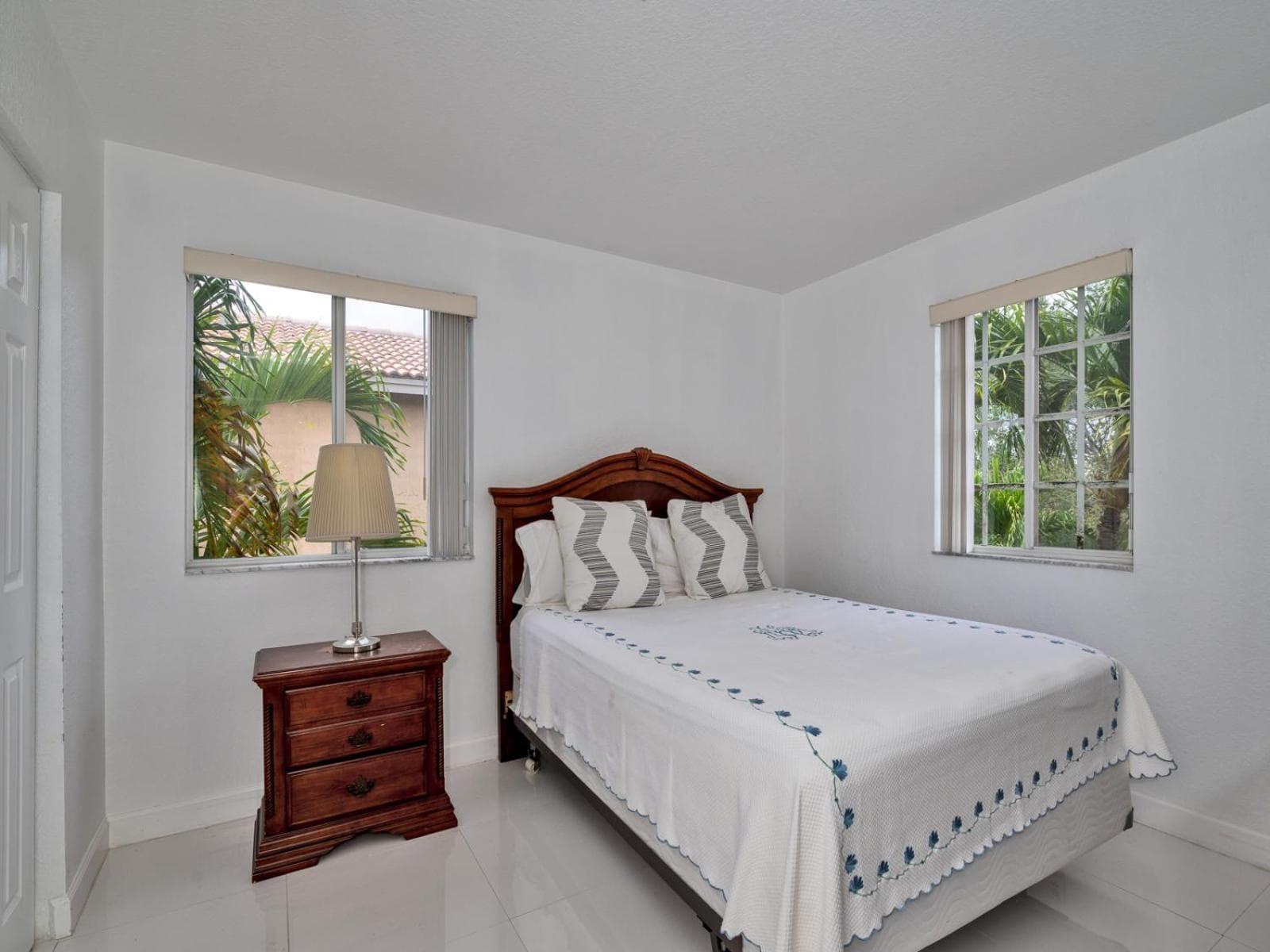 Serene Room in Miramar's High-End Estate gallery photo in Miramar, FL — image 19