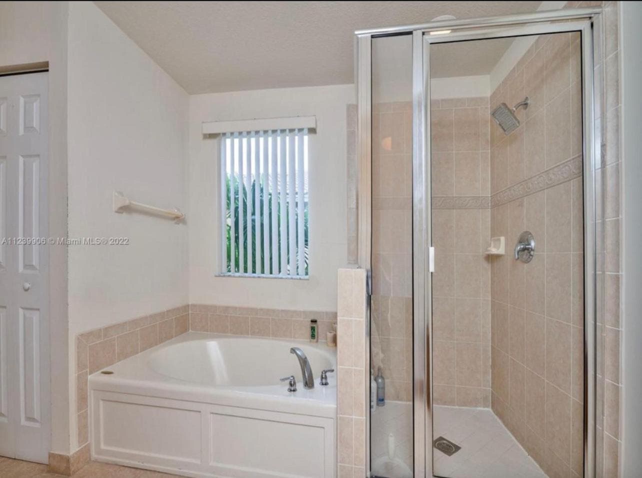 Serene Room in Miramar's High-End Estate gallery photo in Miramar, FL — image 18