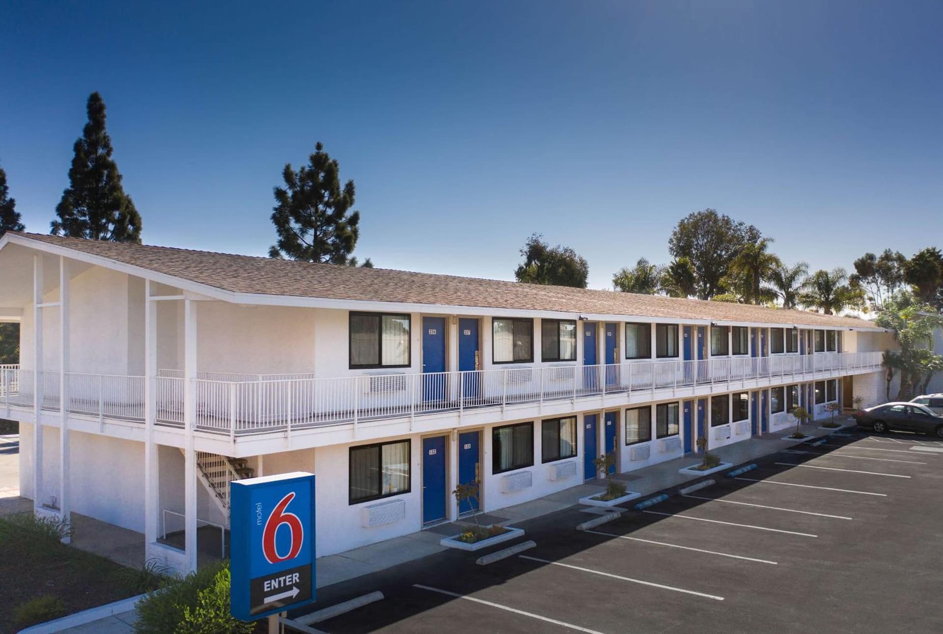 Motel 6-Goleta, CA - Santa Barbara featured exterior or lobby in Santa Barbara, CA — similar hotel
