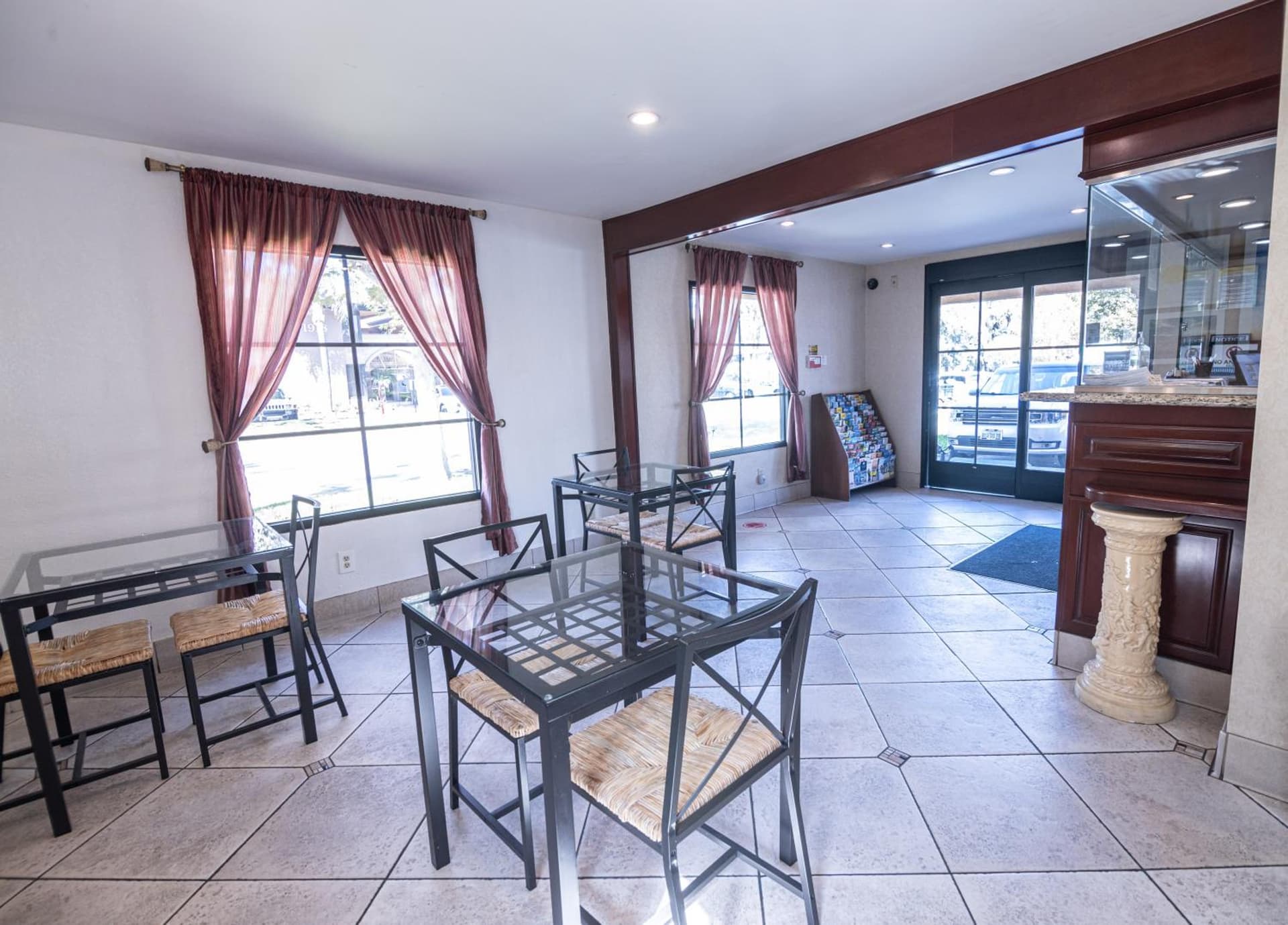 Hospitality Inn gallery photo in San Bernardino, CA — image 9