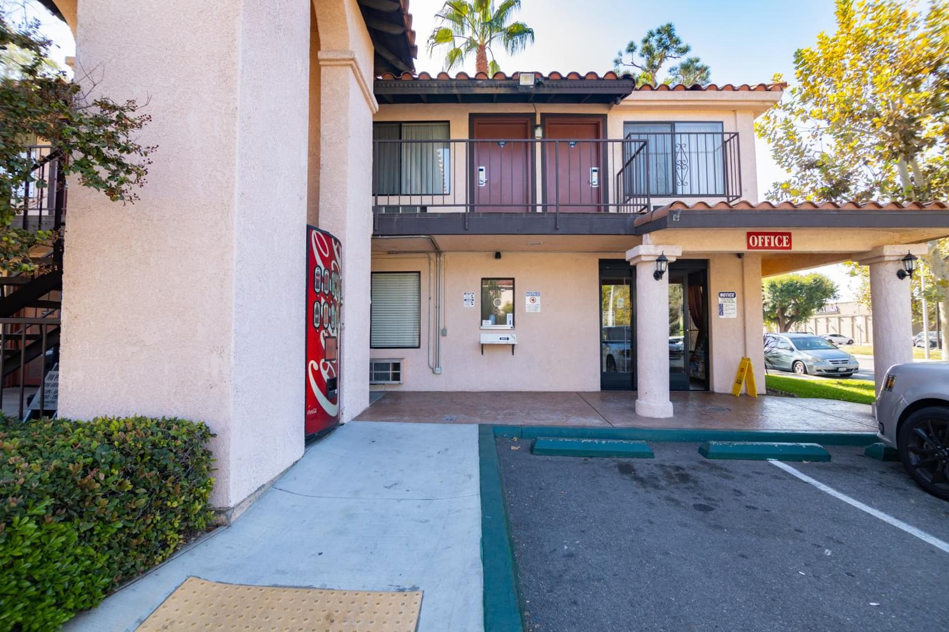 Hospitality Inn gallery photo in San Bernardino, CA — image 13