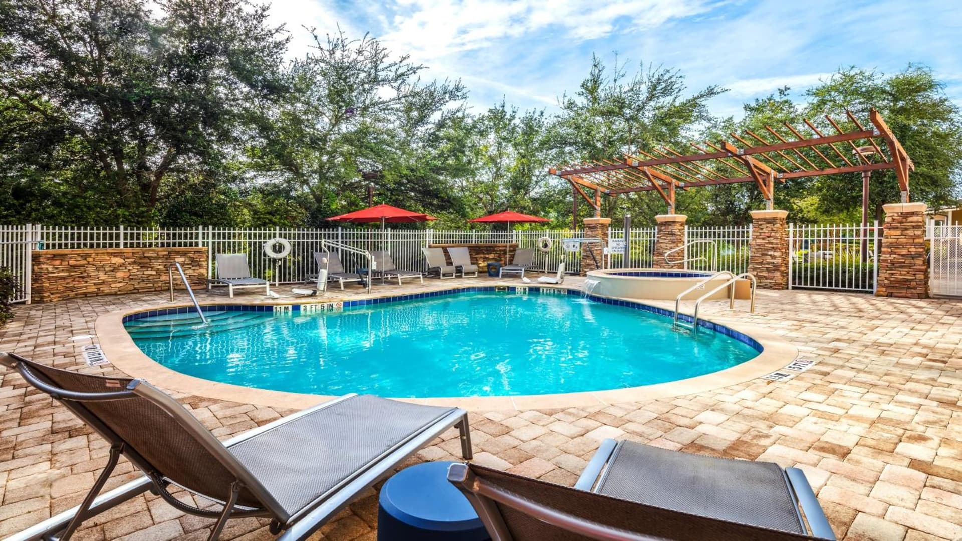 Hotel Indigo Jacksonville-Deerwood Park by IHG gallery photo in Jacksonville, FL — image 15