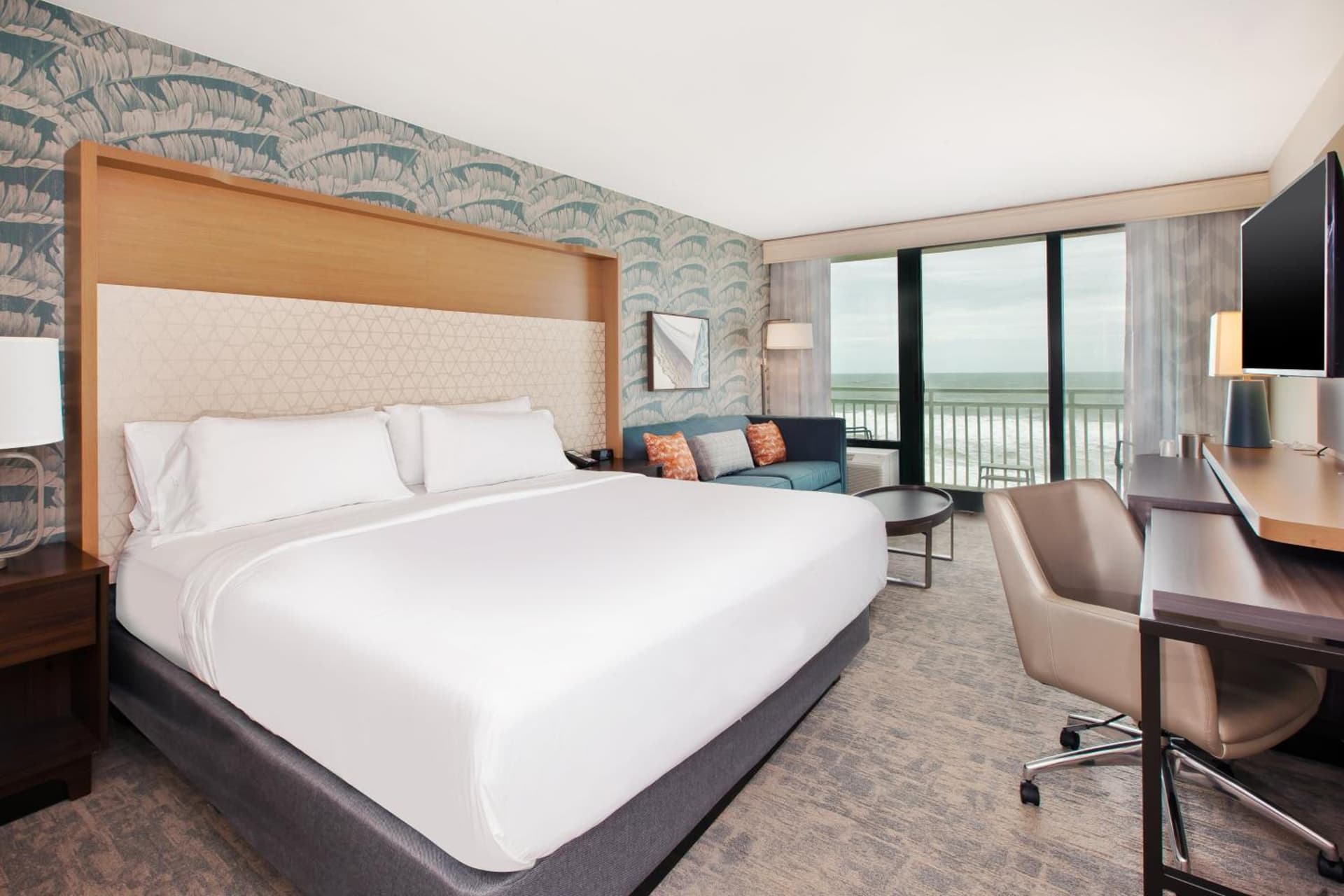 Holiday Inn Va Beach-Oceanside 21st St by IHG gallery photo in Virginia Beach, VA — image 6