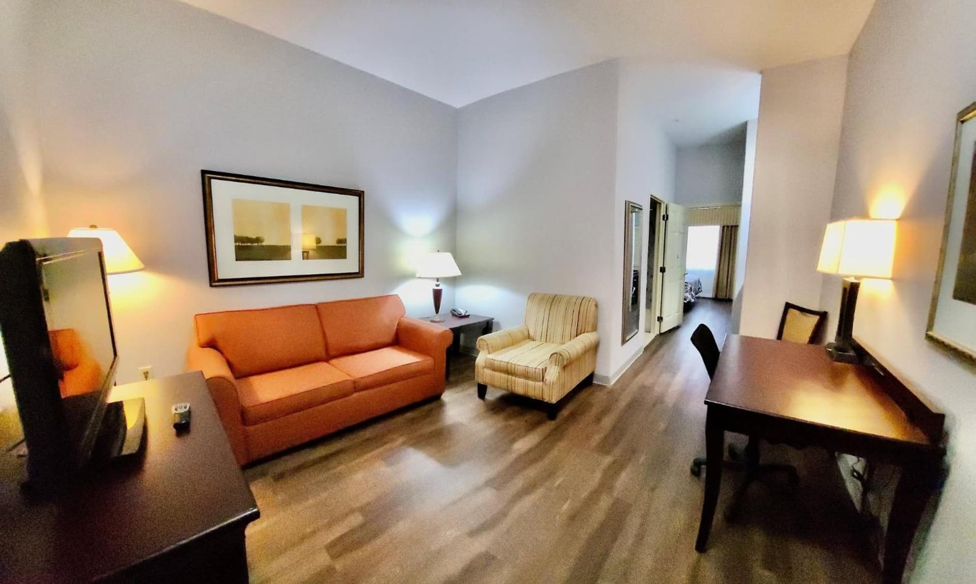Red Roof Inn & Suites Midland gallery photo in Midland, TX — image 10