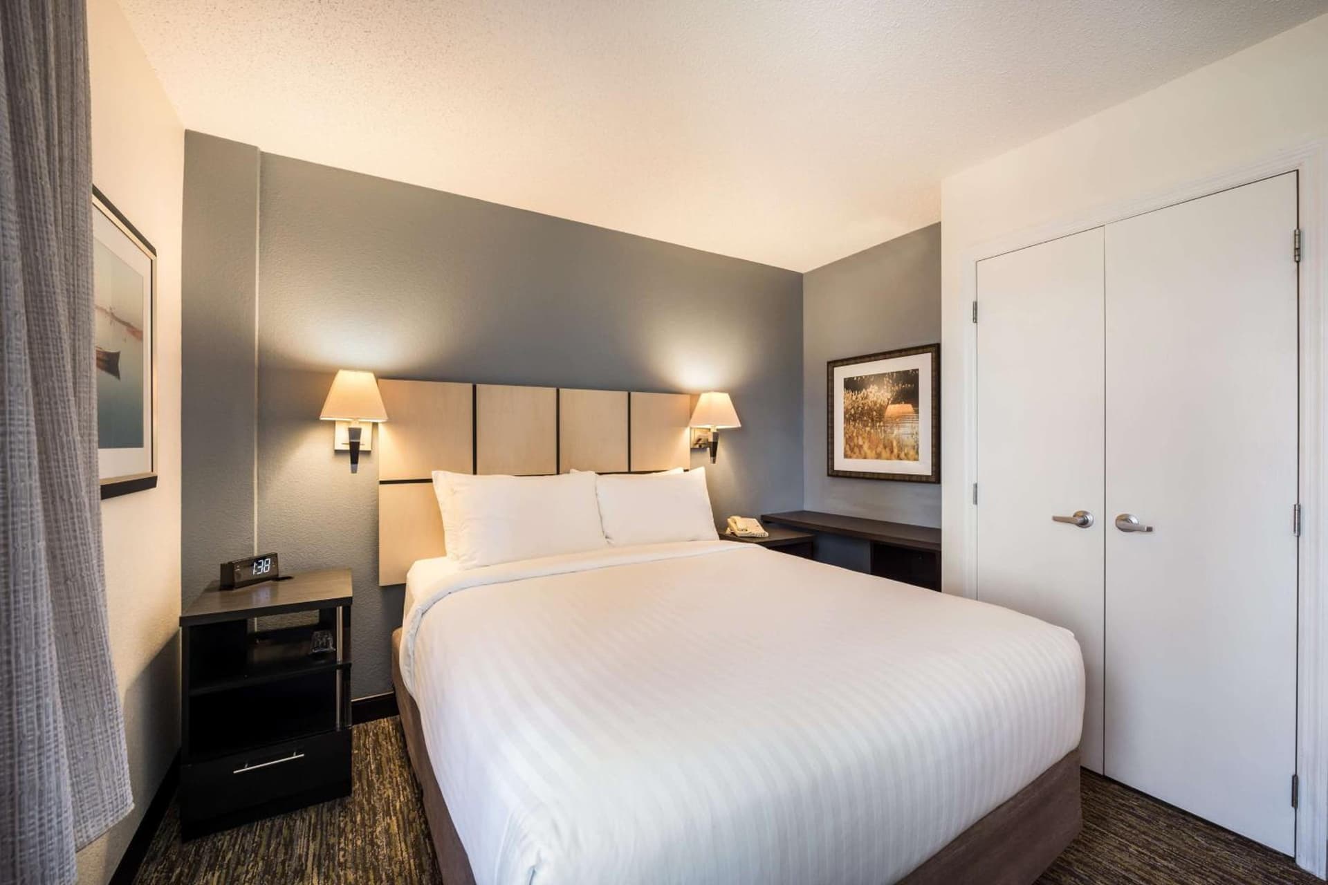 Sonesta Simply Suites Silicon Valley Santa Clara gallery photo in Santa Clara, CA — image 11