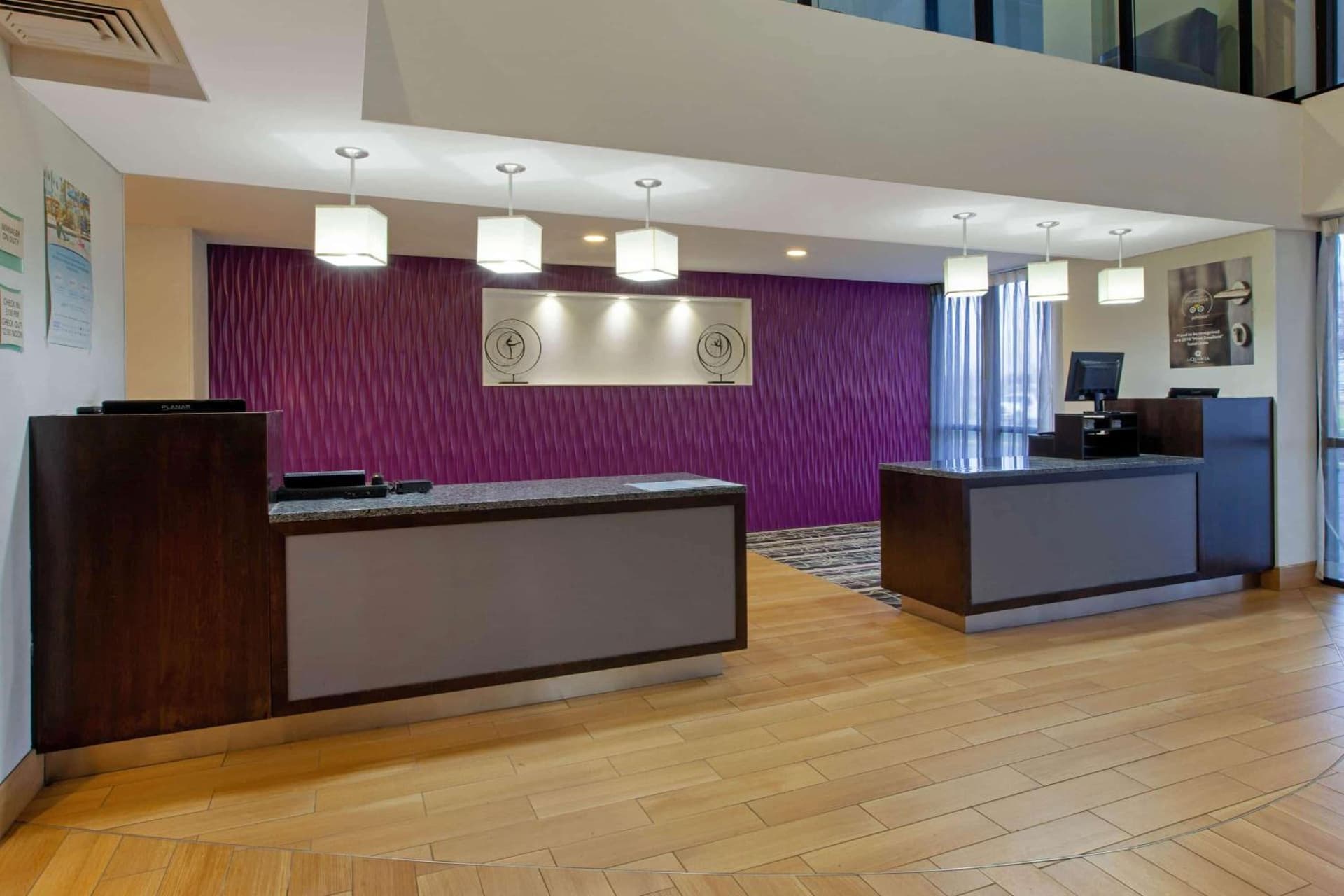 La Quinta Inn & Suites by Wyndham Detroit Metro Airport property views in Romulus, MI — gallery photo 3