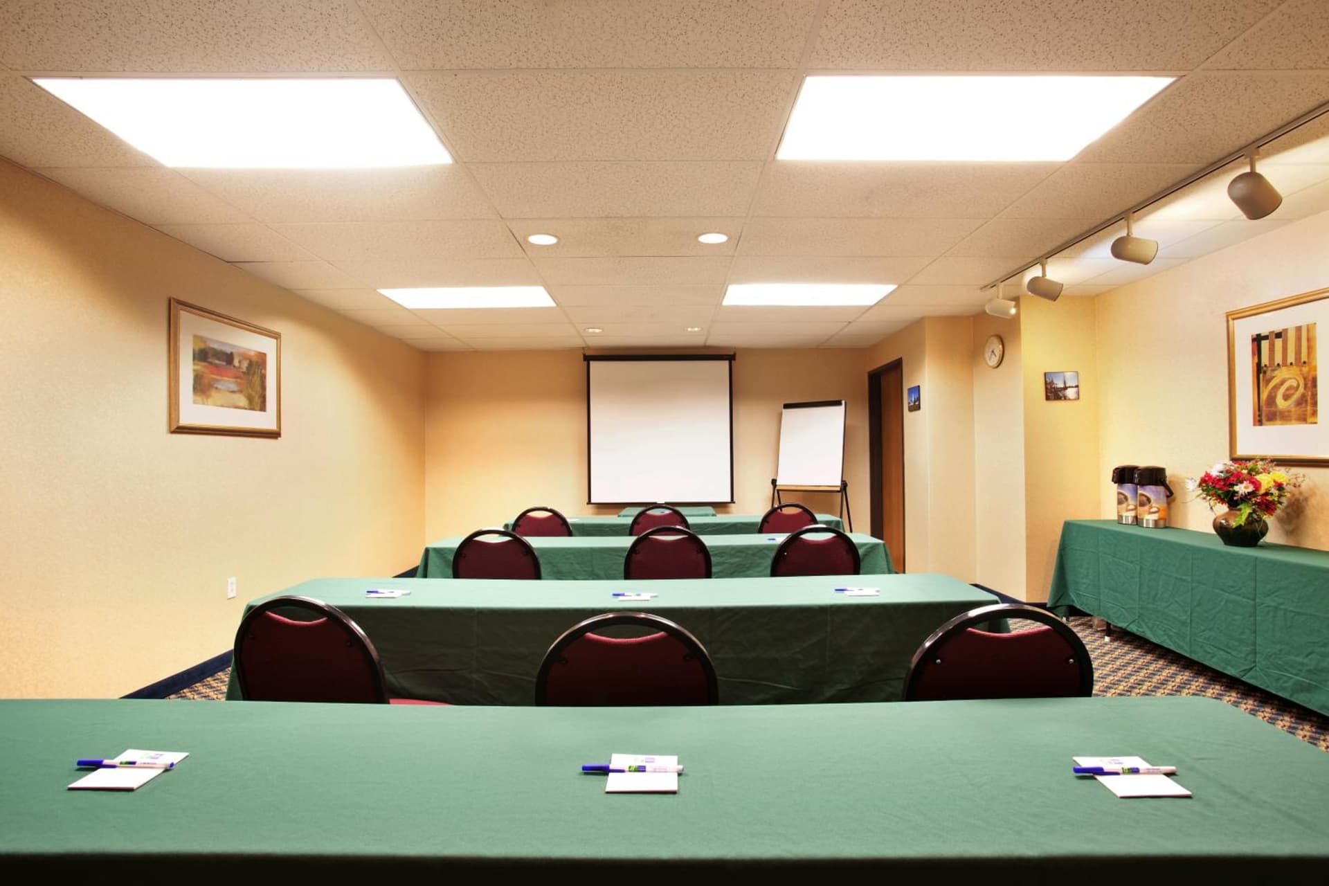 Country Inn & Suites by Radisson, Mt Pleasant-Racine West, WI gallery photo in Sturtevant, WI — image 46