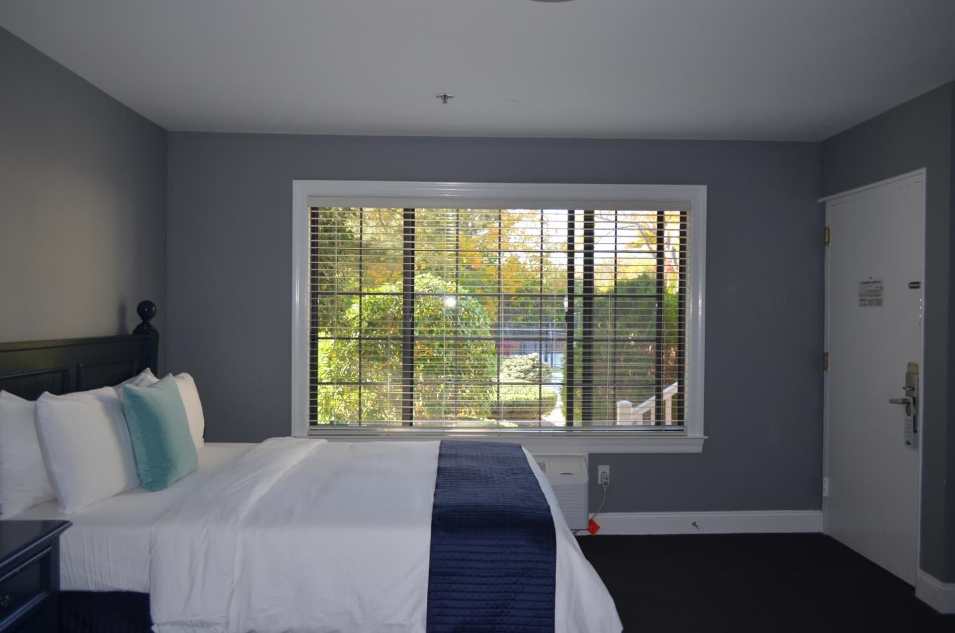 Southampton Inn gallery photo in Southampton, NY — image 71