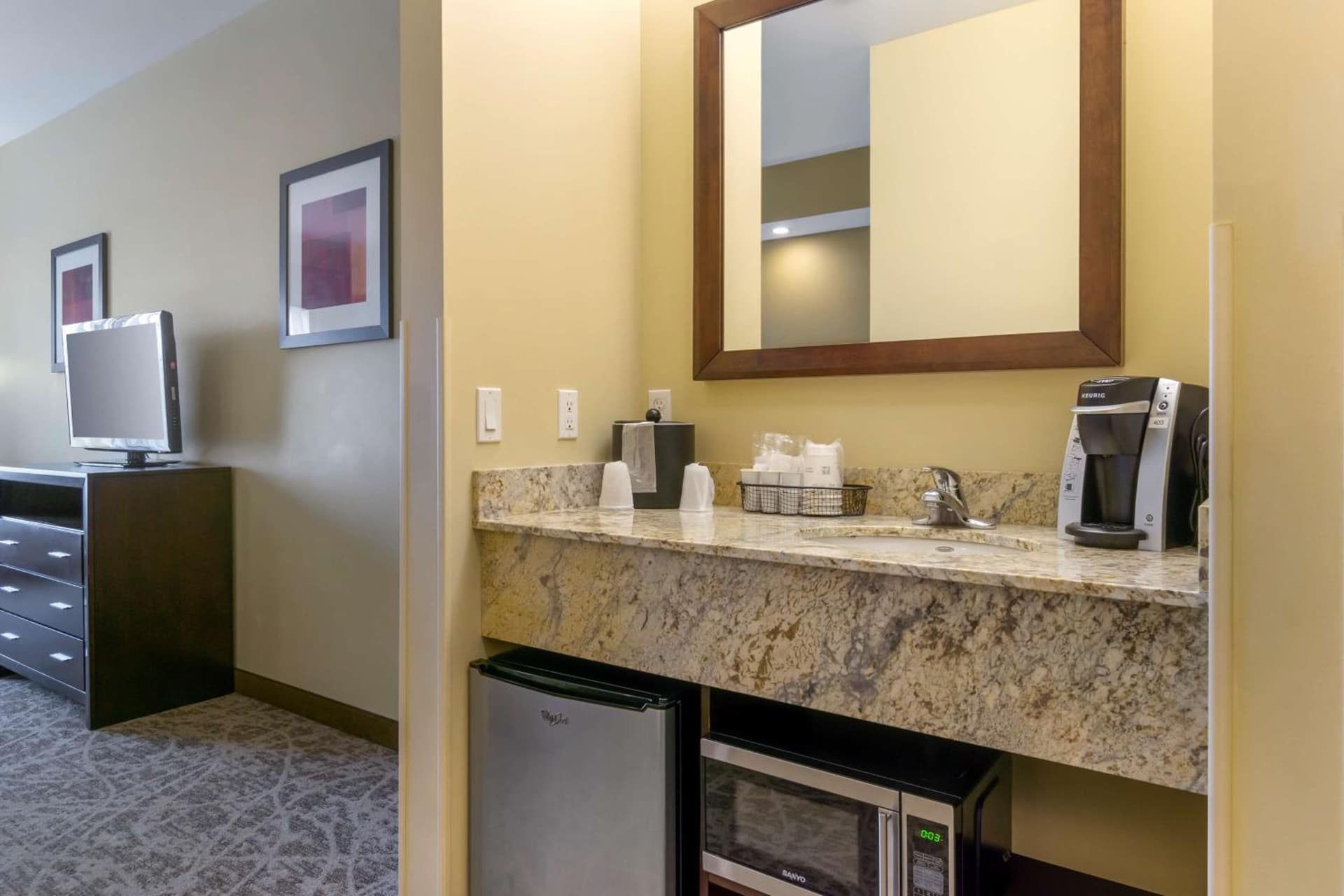 Best Western Plus Lacey Inn & Suites gallery photo in Lacey, WA — image 5
