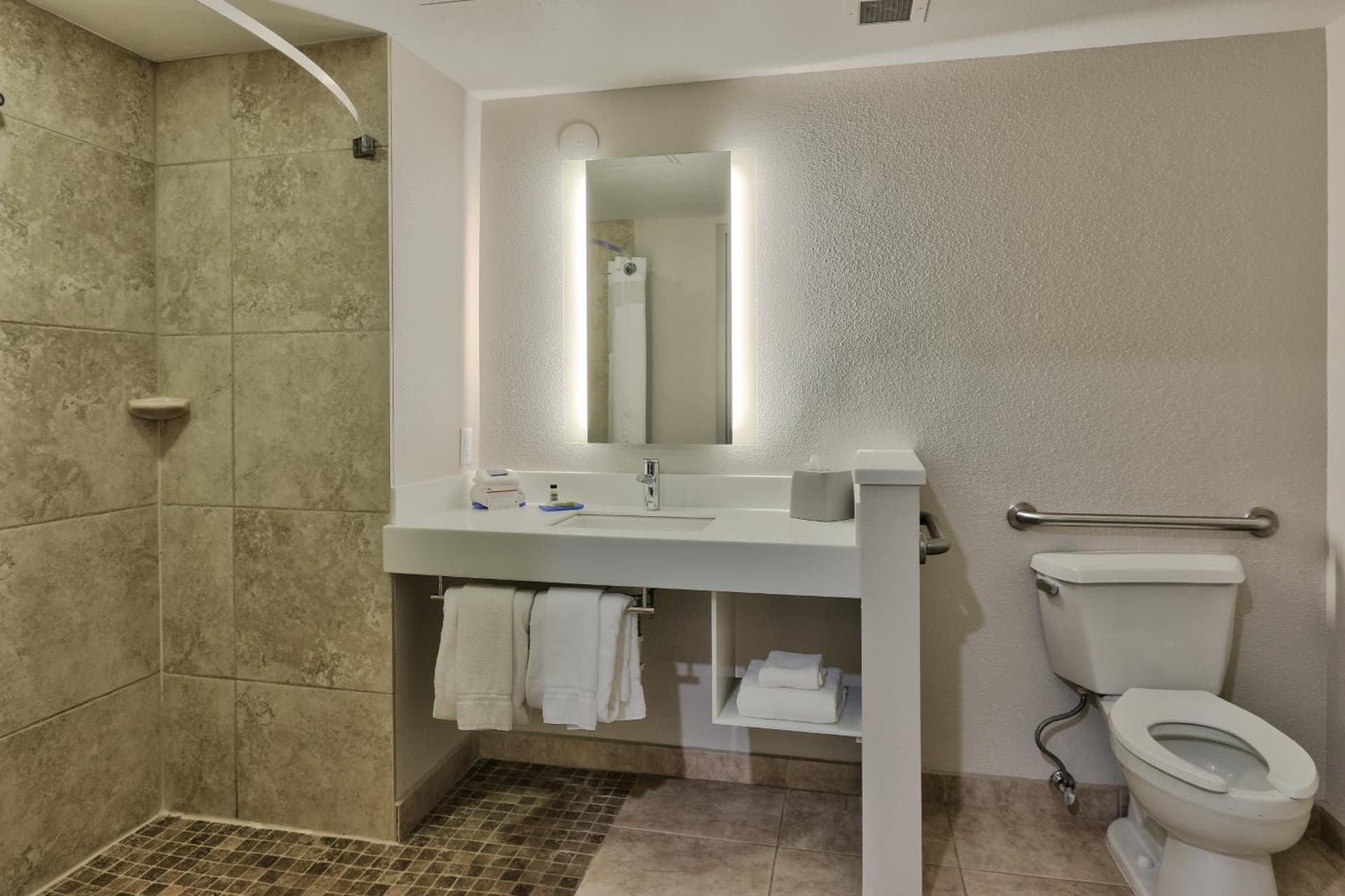 Holiday Inn Express & Suites Albuquerque Historic Old Town by IHG gallery photo in Albuquerque, NM — image 20