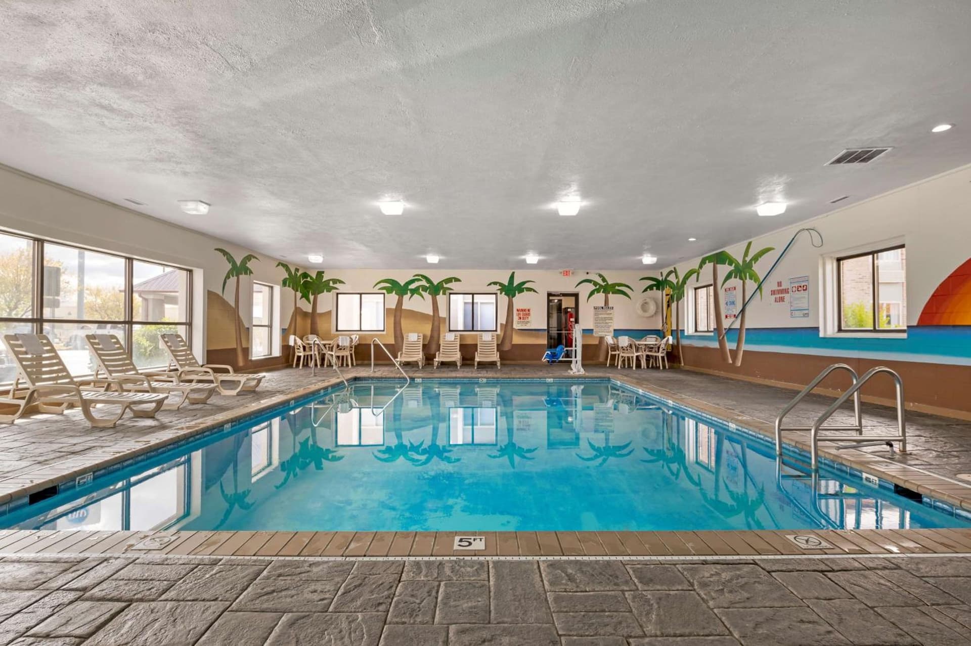 Best Western Edinburgh/Columbus gallery photo in Edinburgh, IN — image 9