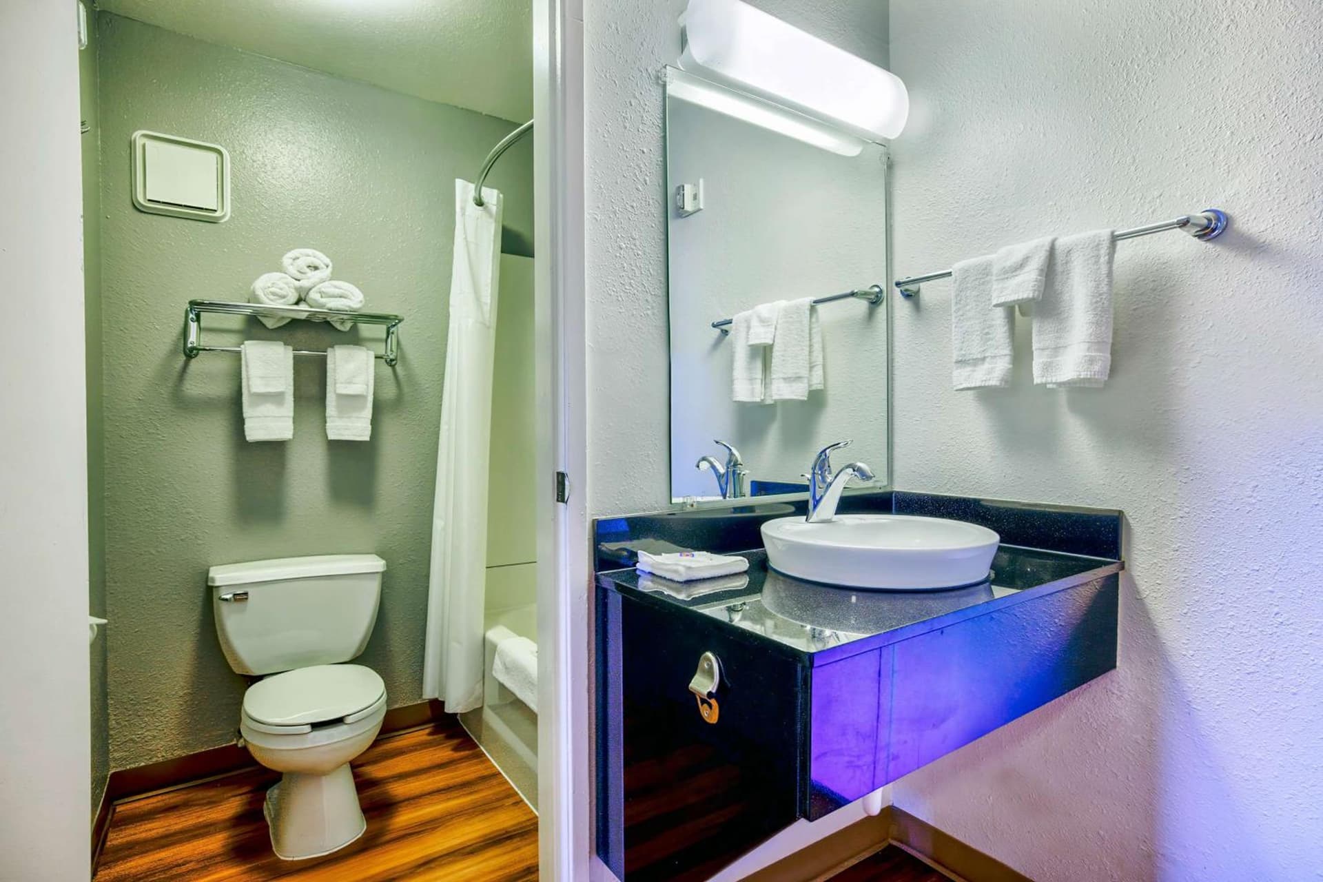 Motel 6-Duluth, MN gallery photo in Duluth, MN — image 24