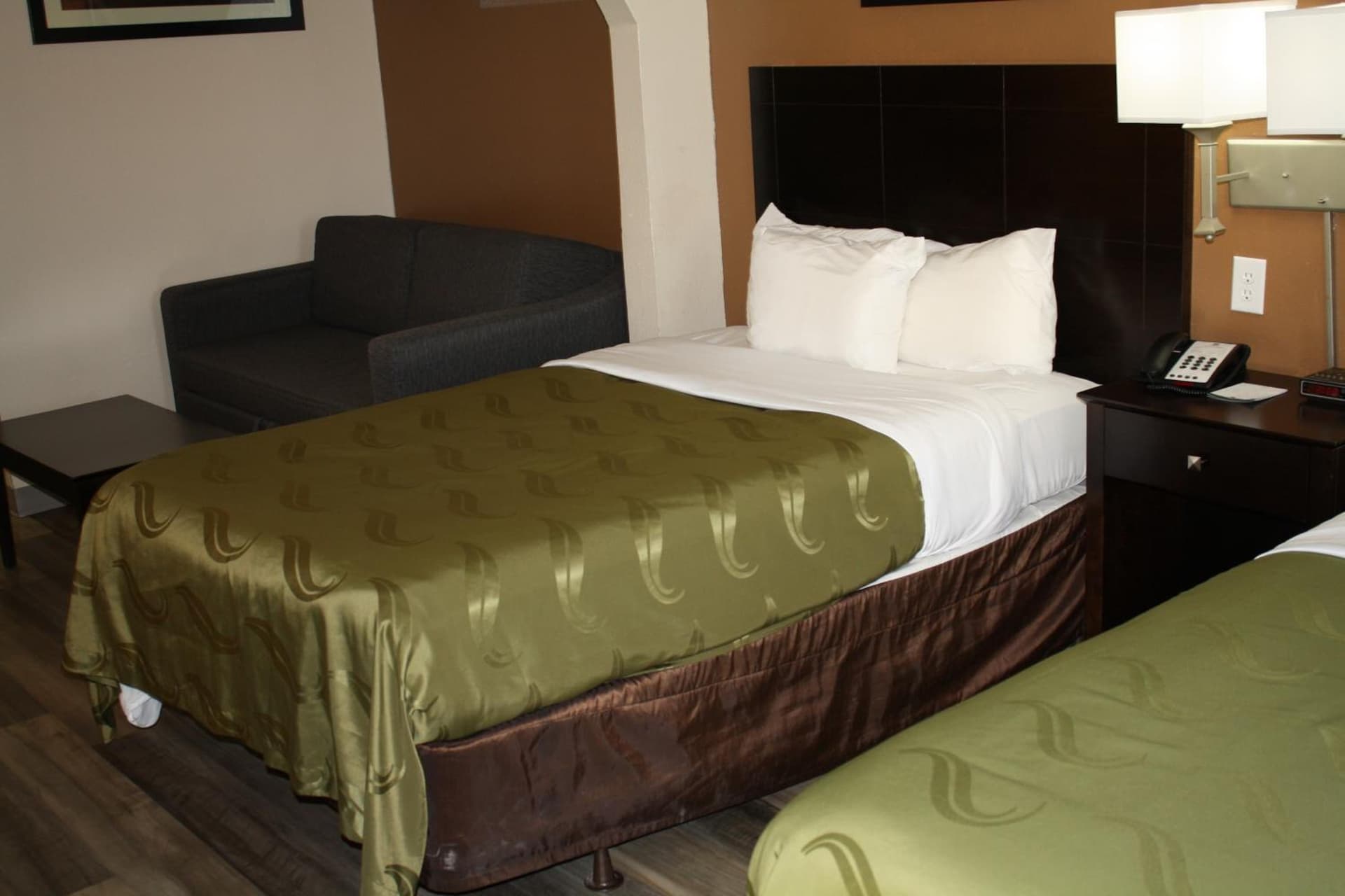 Quality Inn & Suites Wichita Falls I-44 gallery photo in Wichita Falls, TX — image 103