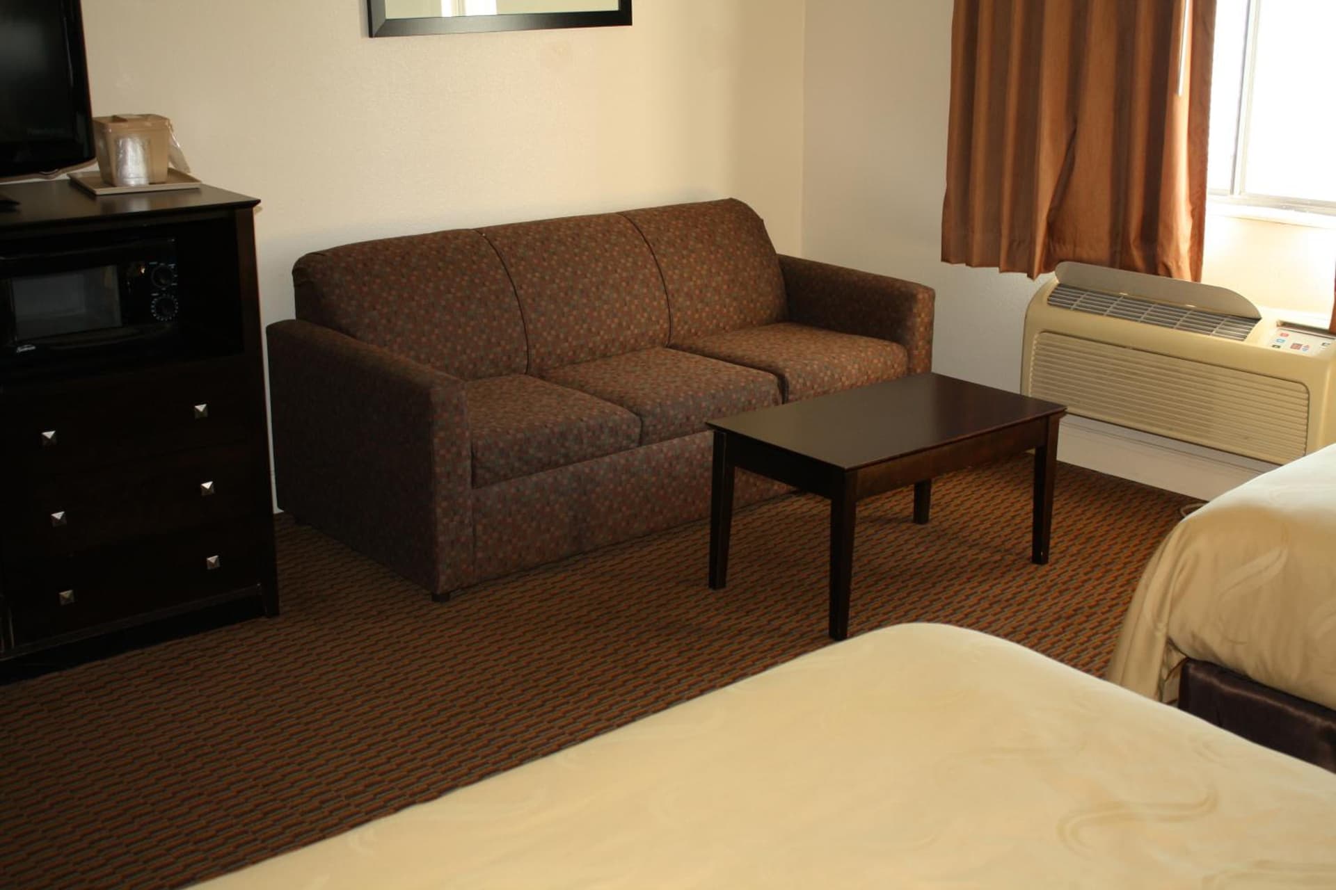 Quality Inn & Suites Wichita Falls I-44 gallery photo in Wichita Falls, TX — image 37