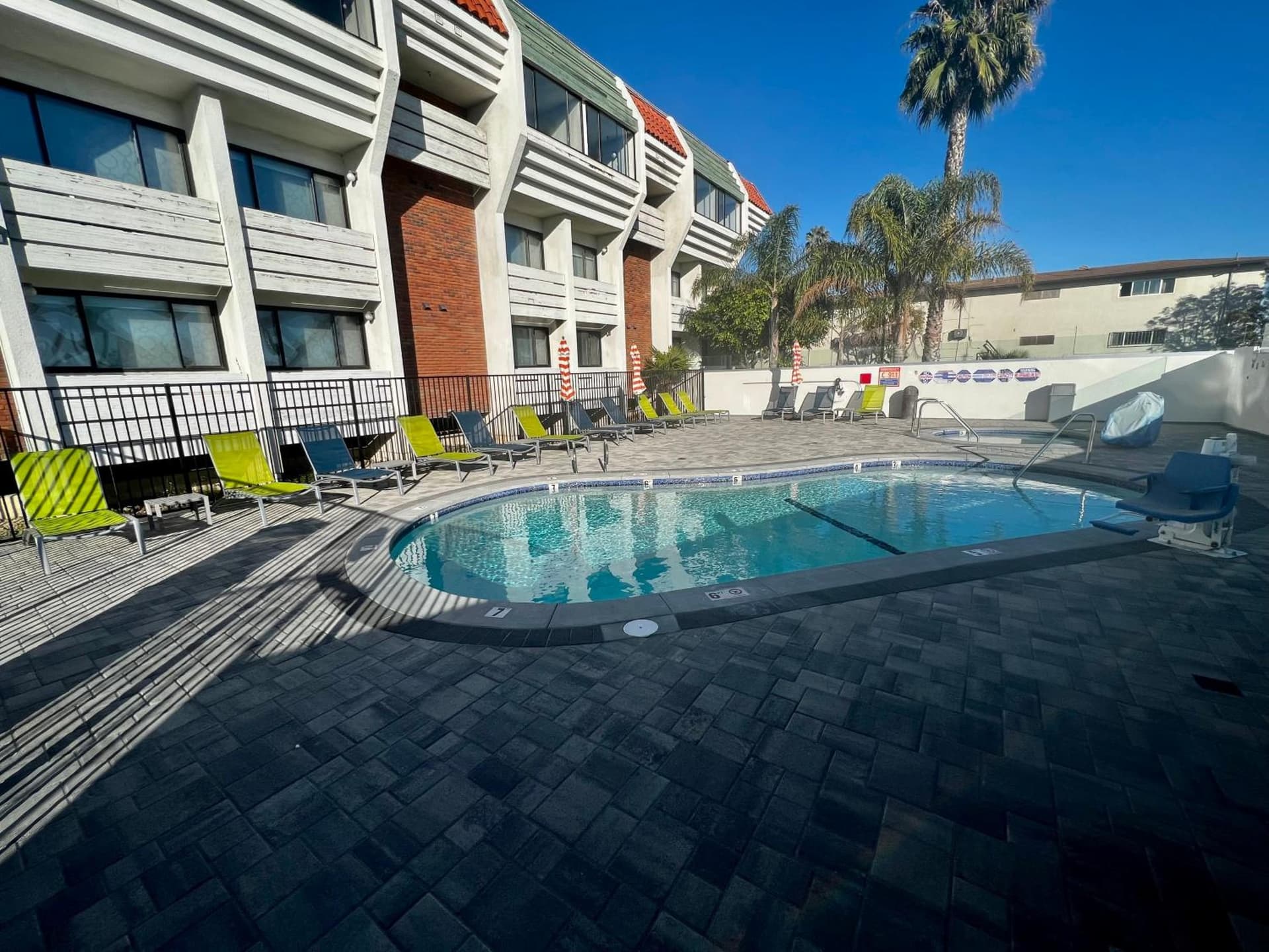 Amanzi Hotel, an Ascend Collection Hotel property views in Ventura, CA — gallery photo 3