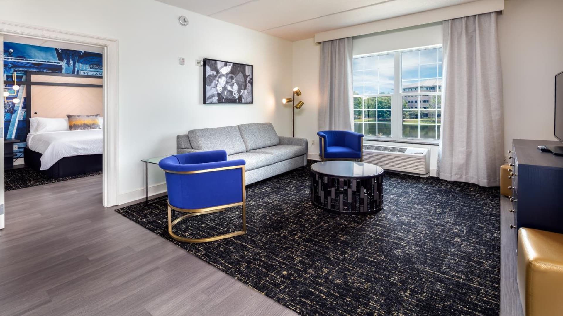 Hotel Indigo Jacksonville-Deerwood Park by IHG gallery photo in Jacksonville, FL — image 39