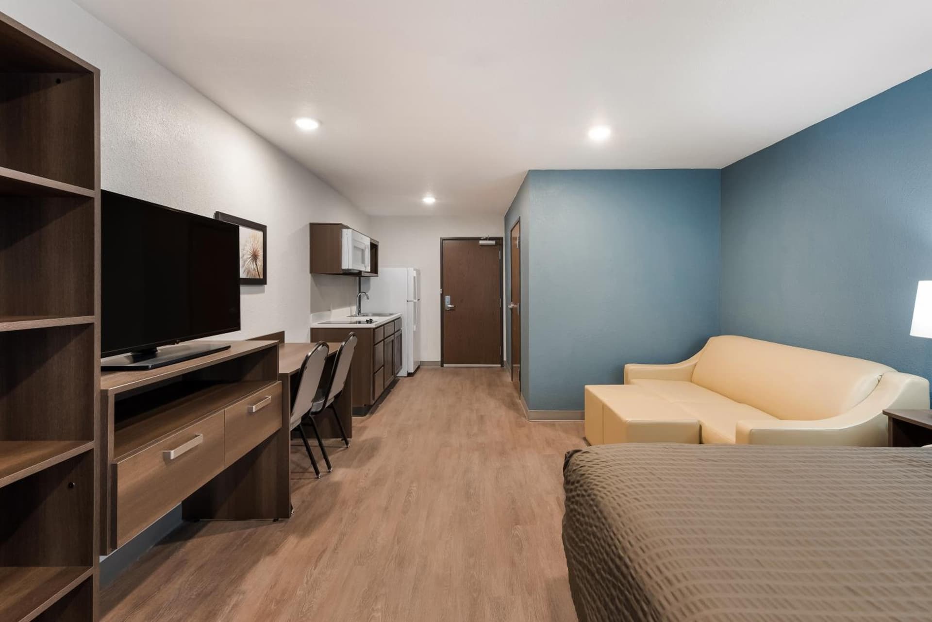 WoodSpring Suites Dayton North gallery photo in Dayton, OH — image 16