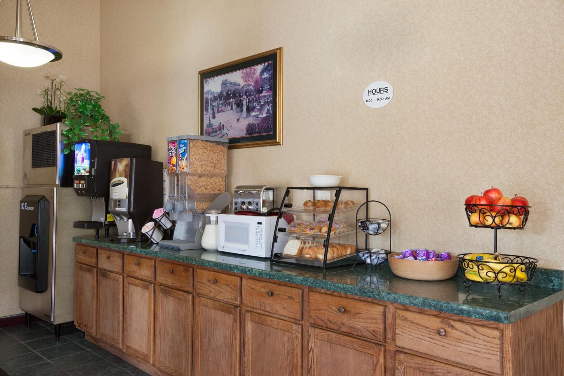 Travelodge by Wyndham La Porte/Michigan City Area property views in LaPorte, IN — gallery photo 3