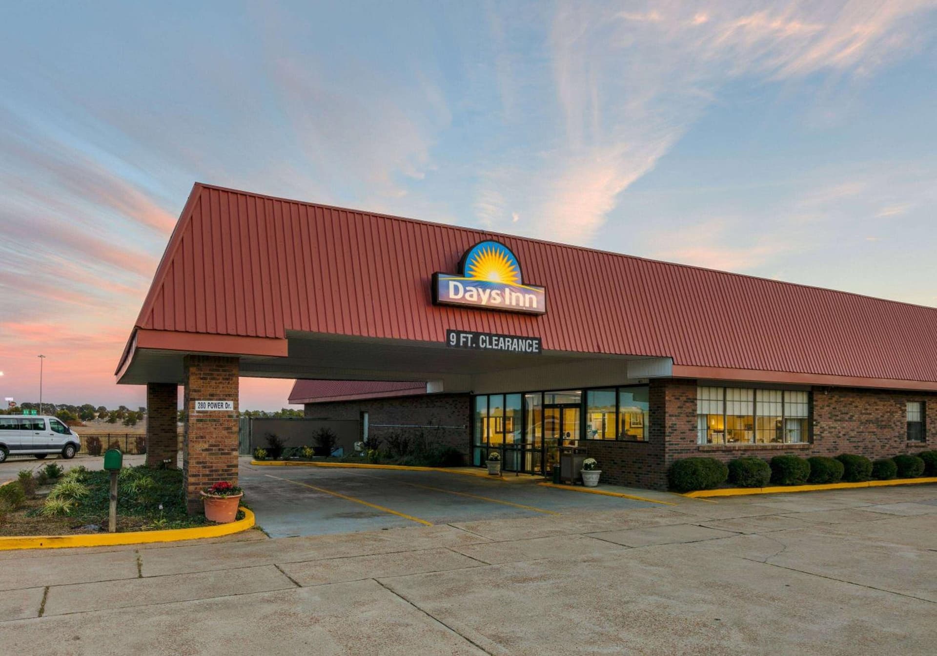Days Inn by Wyndham Batesville property views in Batesville, MS — gallery photo 3