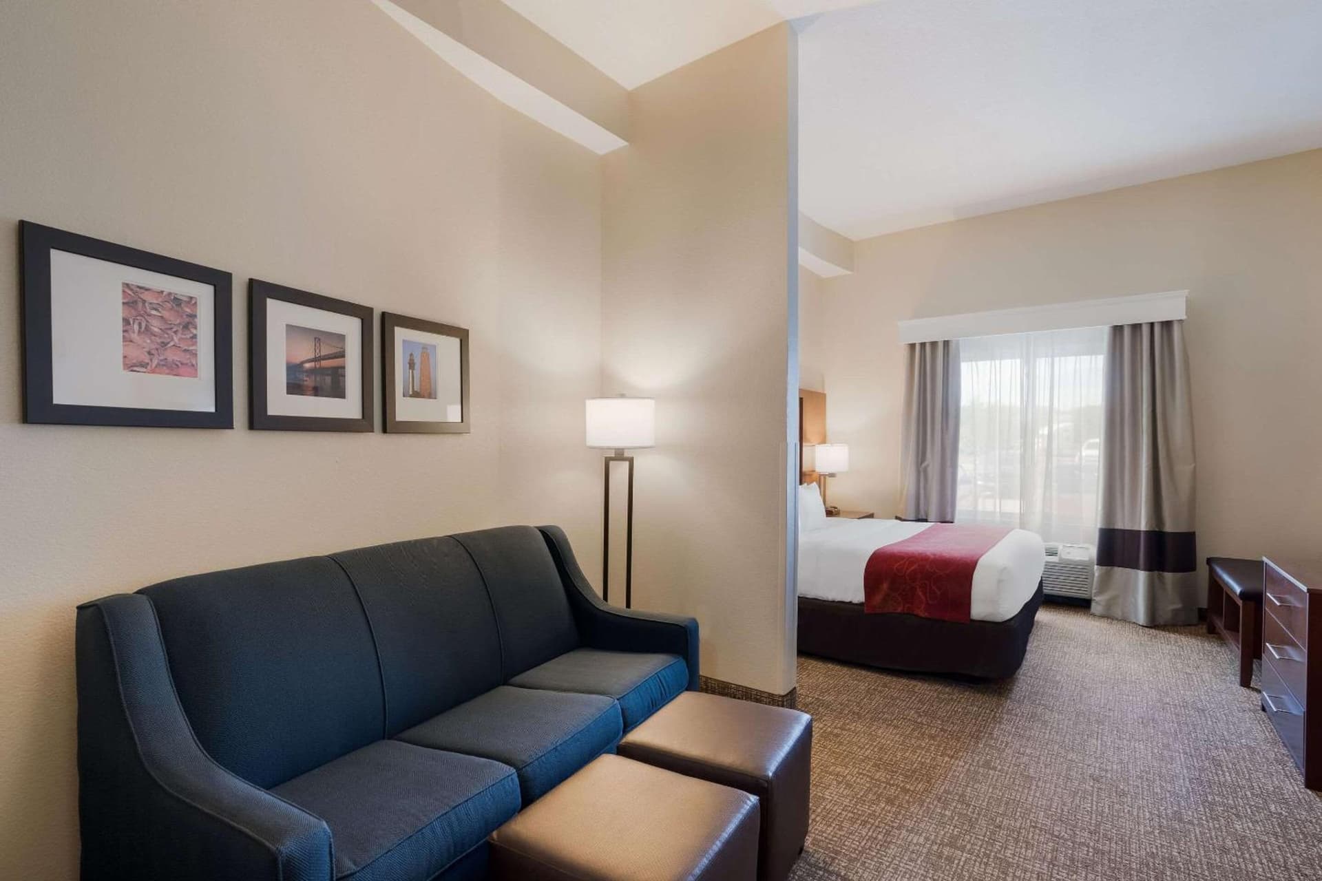 Comfort Suites Suffolk - Chesapeake gallery photo in Suffolk, VA — image 7