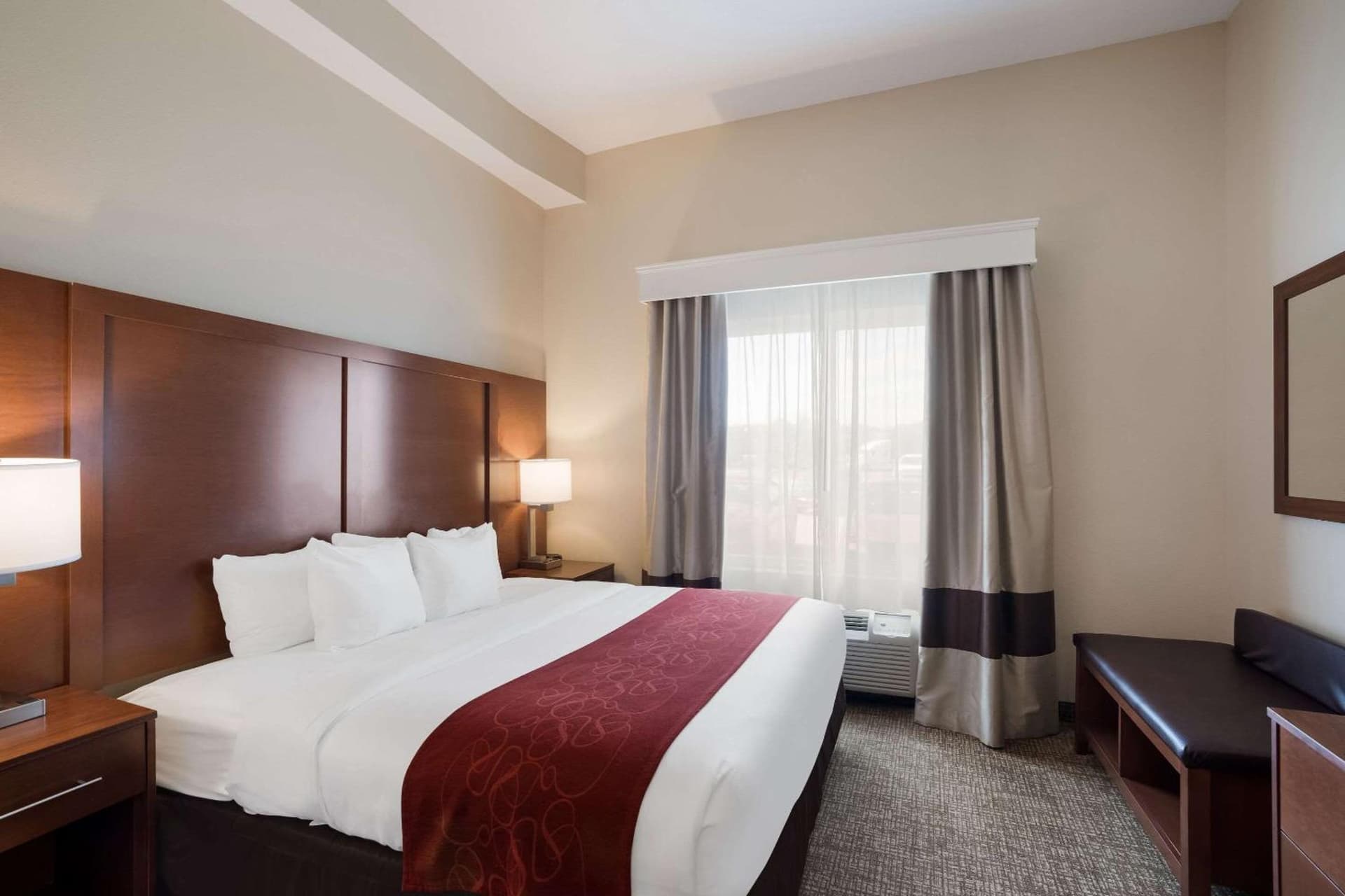 Comfort Suites Suffolk - Chesapeake gallery photo in Suffolk, VA — image 12