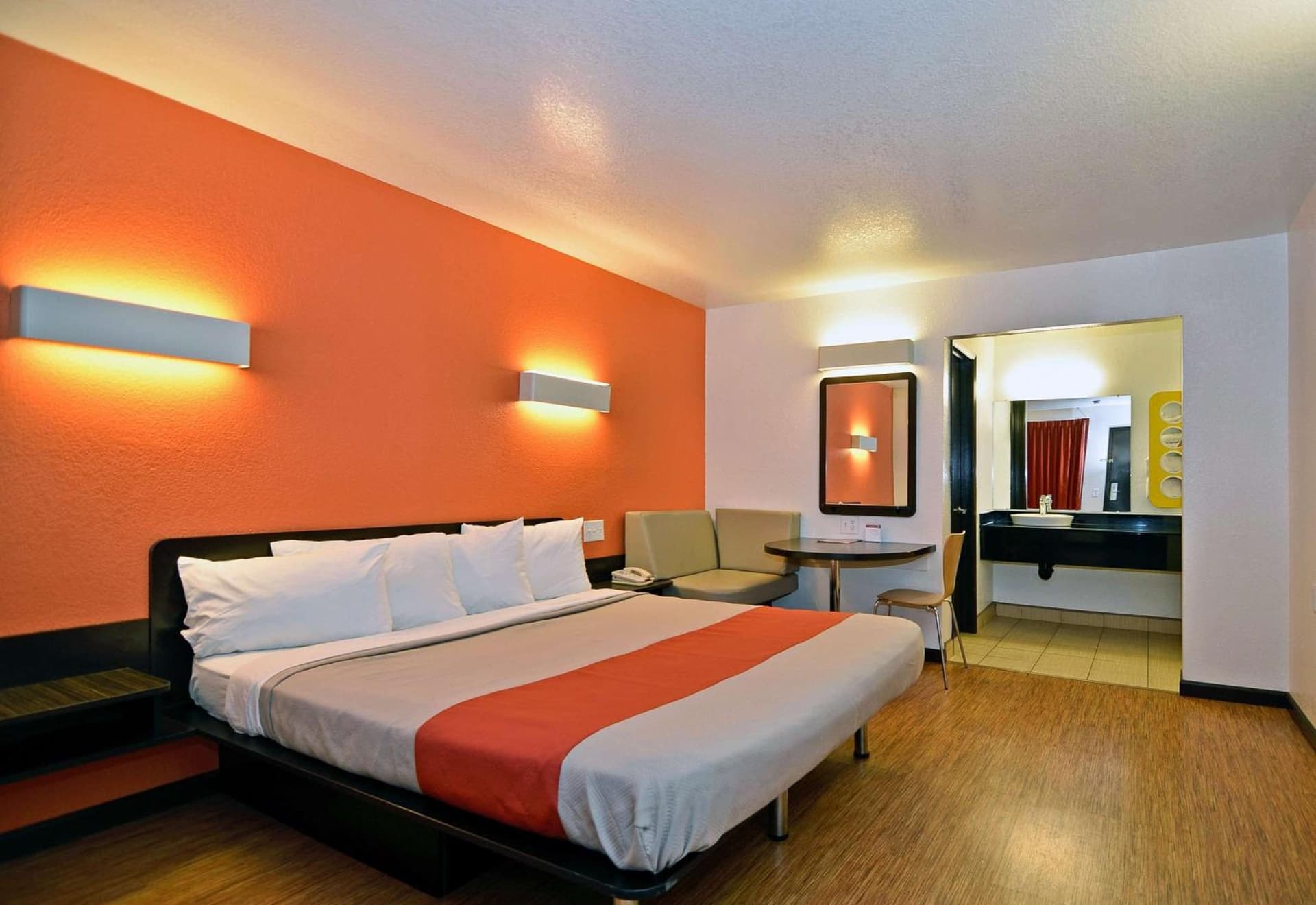 Motel 6-Fairfield, CA - Napa Valley gallery photo in Fairfield, CA — image 8