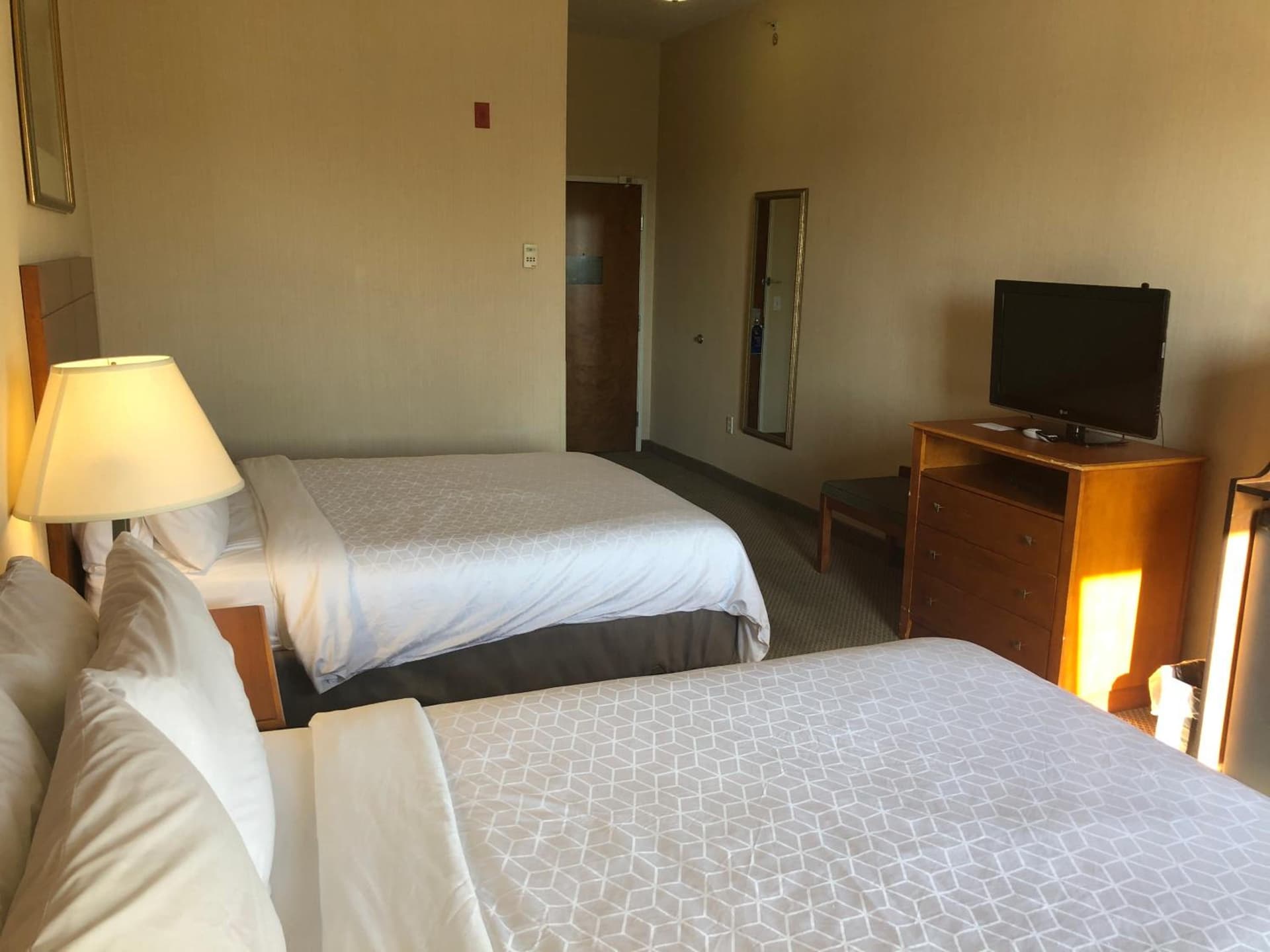 Holiday Inn Express Hotel & Suites Howell by IHG gallery photo in Howell, MI — image 16