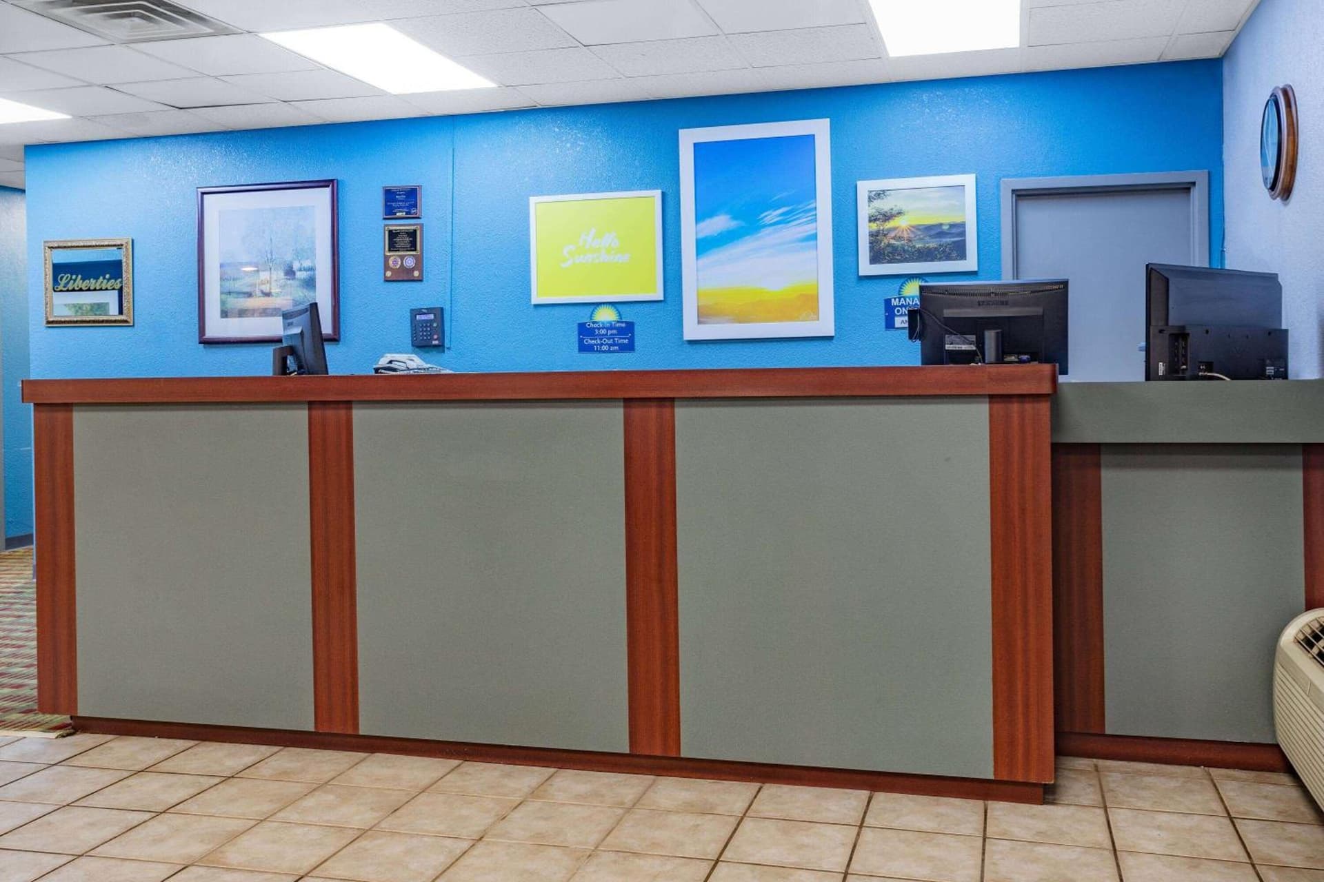 Days Inn by Wyndham Cambridge property views in Cambridge, OH — gallery photo 3