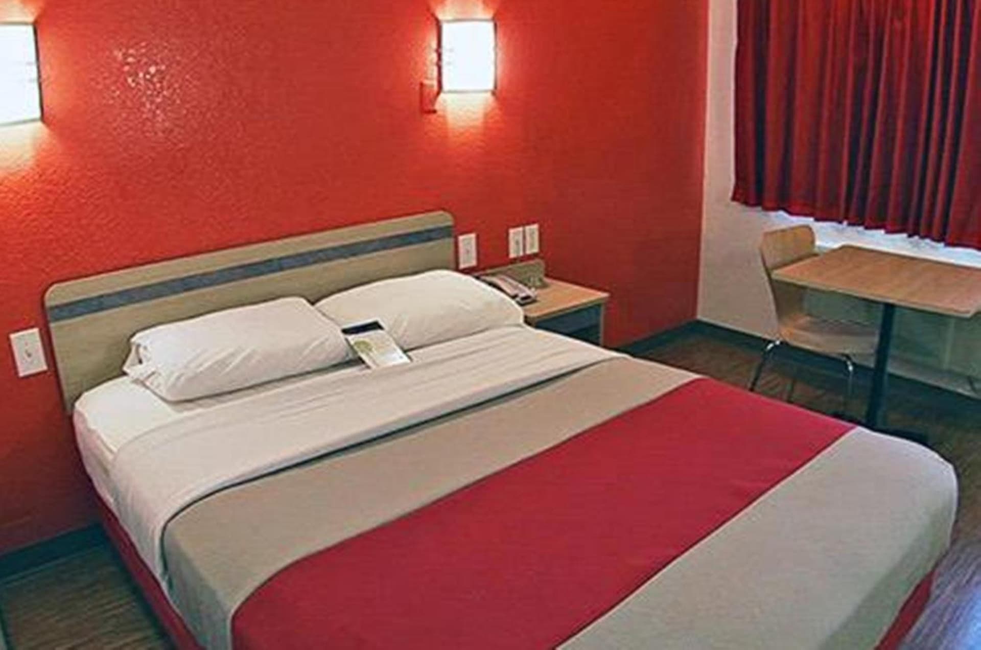 Motel 6-Pasadena, TX property views in Pasadena, TX — gallery photo 3