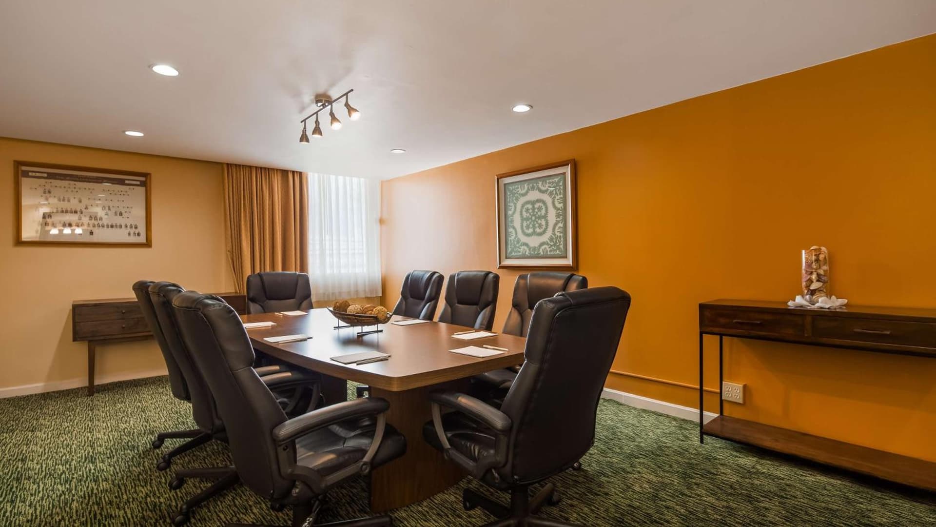 Airport Honolulu Hotel, Trademark Collection by Wyndham gallery photo in Honolulu, HI — image 8