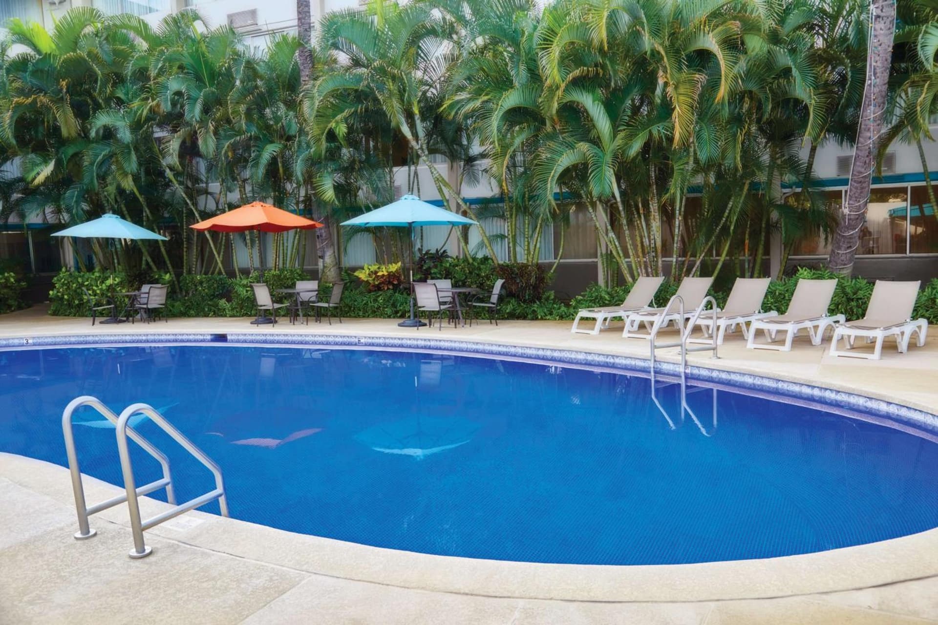 Airport Honolulu Hotel, Trademark Collection by Wyndham gallery photo in Honolulu, HI — image 69