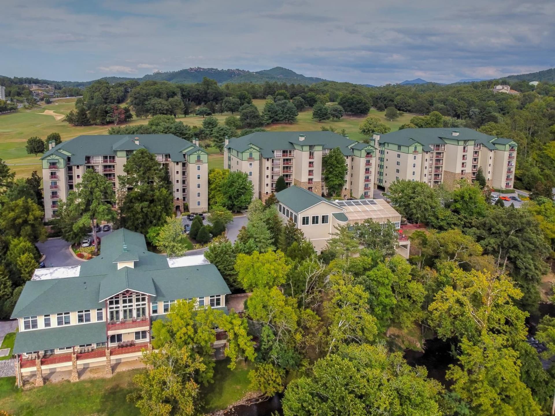 RiverStone Condo Resort & Spa featured exterior or lobby in Pigeon Forge, TN — similar hotel