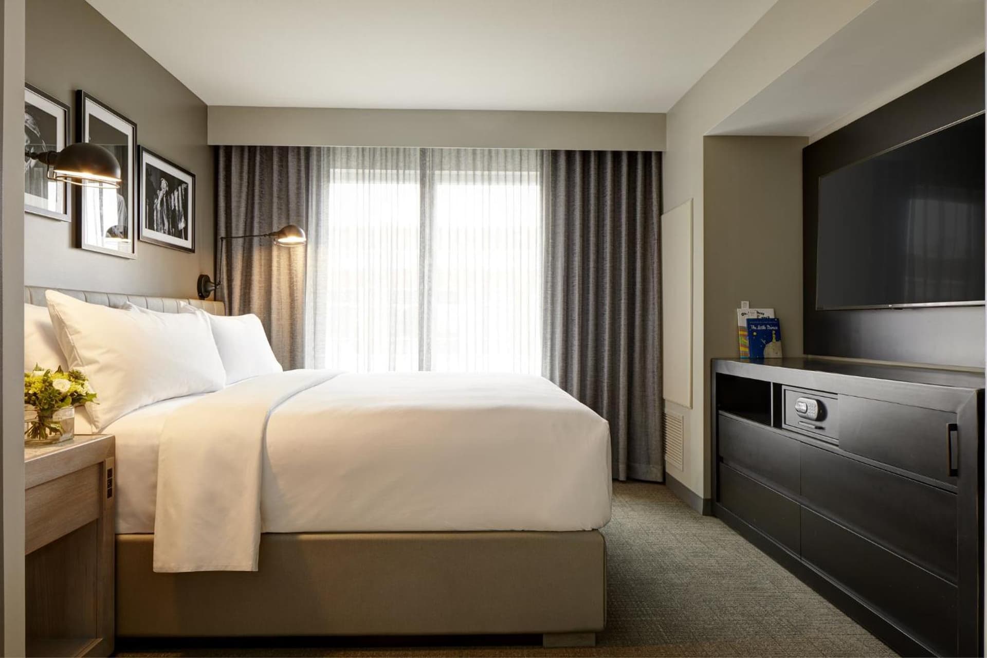 Archer Hotel Boston/Burlington property views in Burlington — gallery photo 3