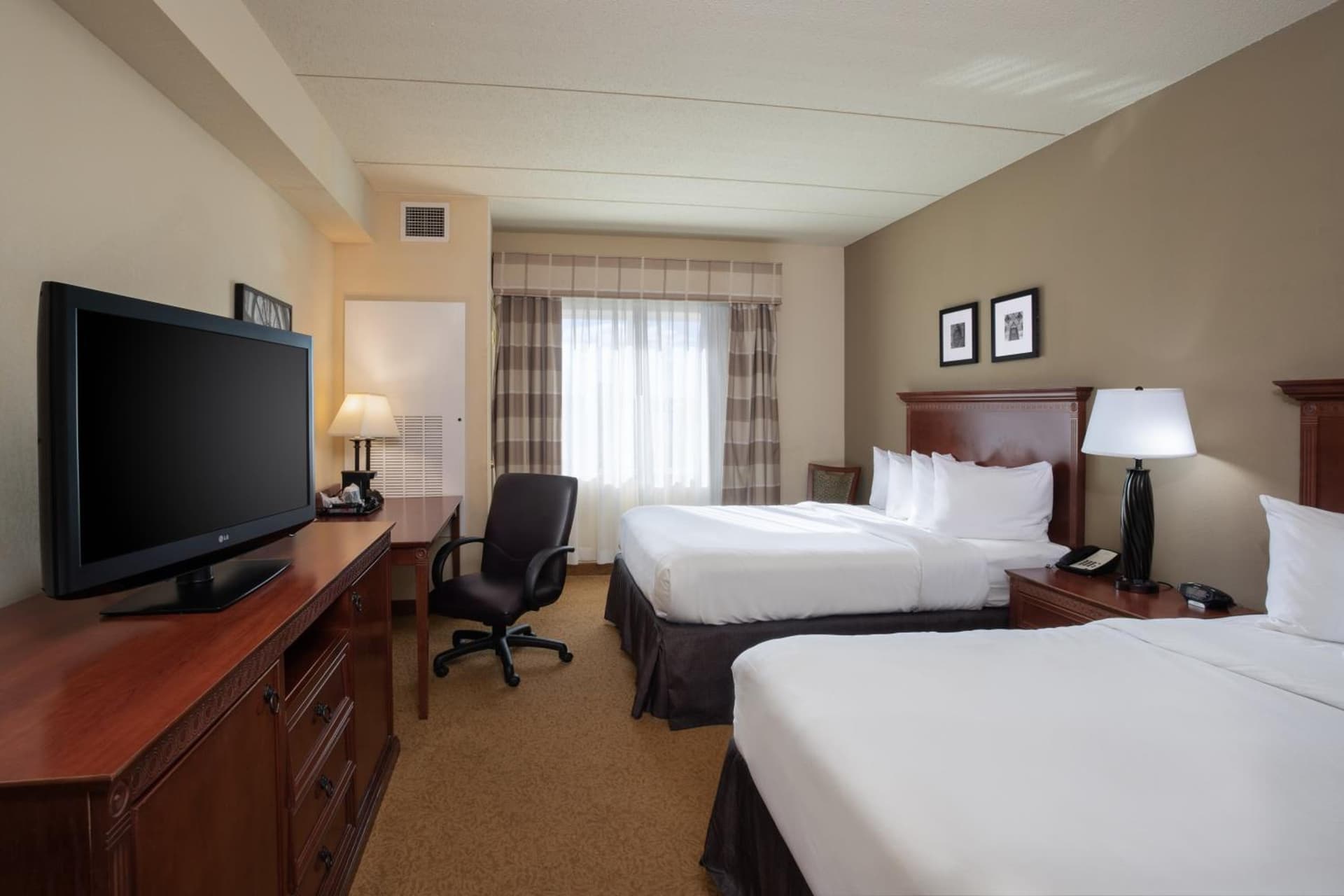 Country Inn & Suites by Radisson, Buffalo South I-90, NY gallery photo in West Seneca — image 23