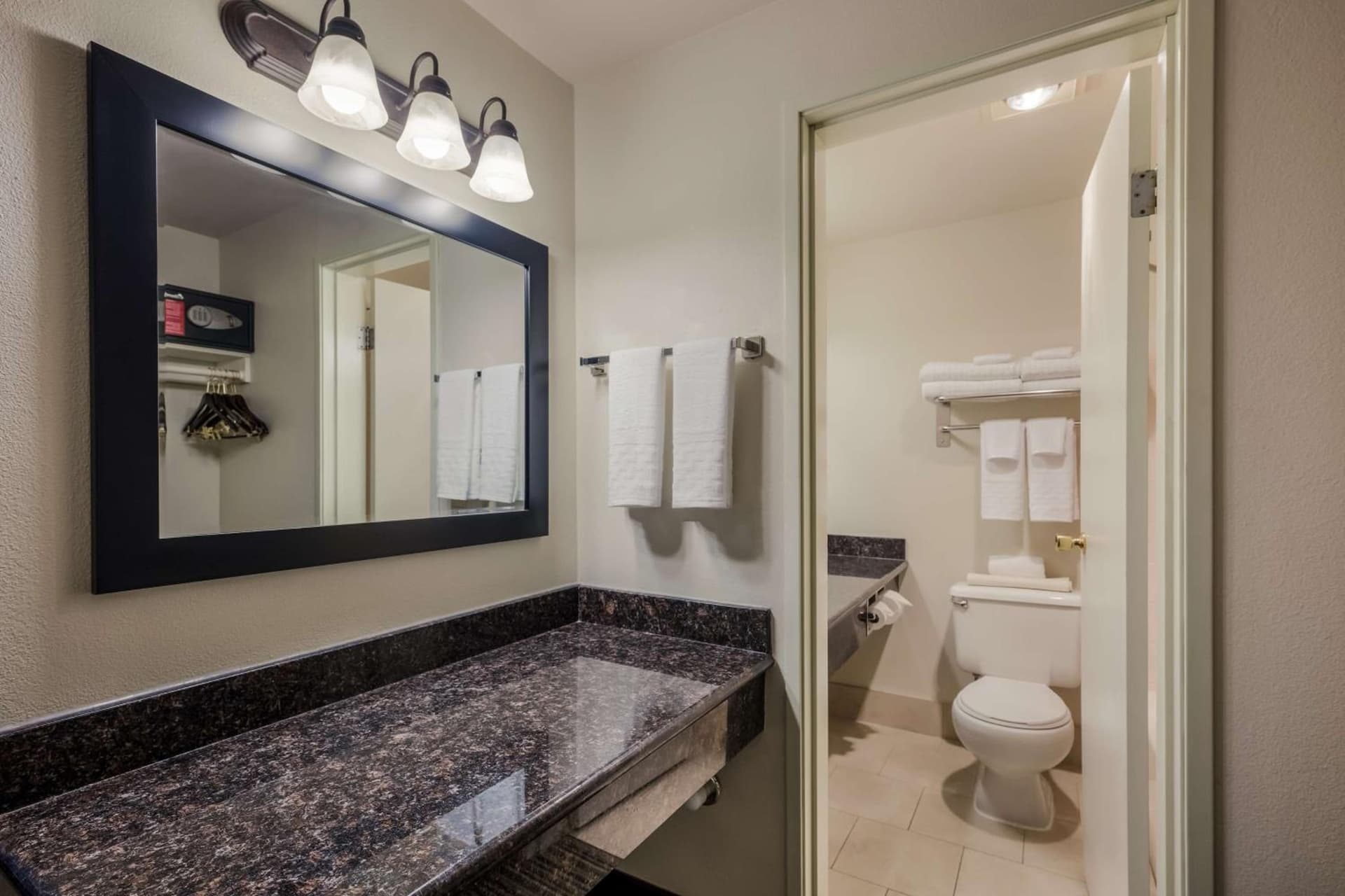 Best Western Alderwood gallery photo in Lynnwood, WA — image 4