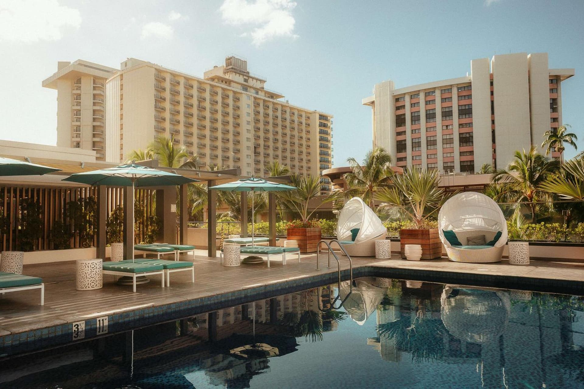 OUTRIGGER Waikiki Beachcomber Hotel gallery photo in Honolulu, HI — image 180