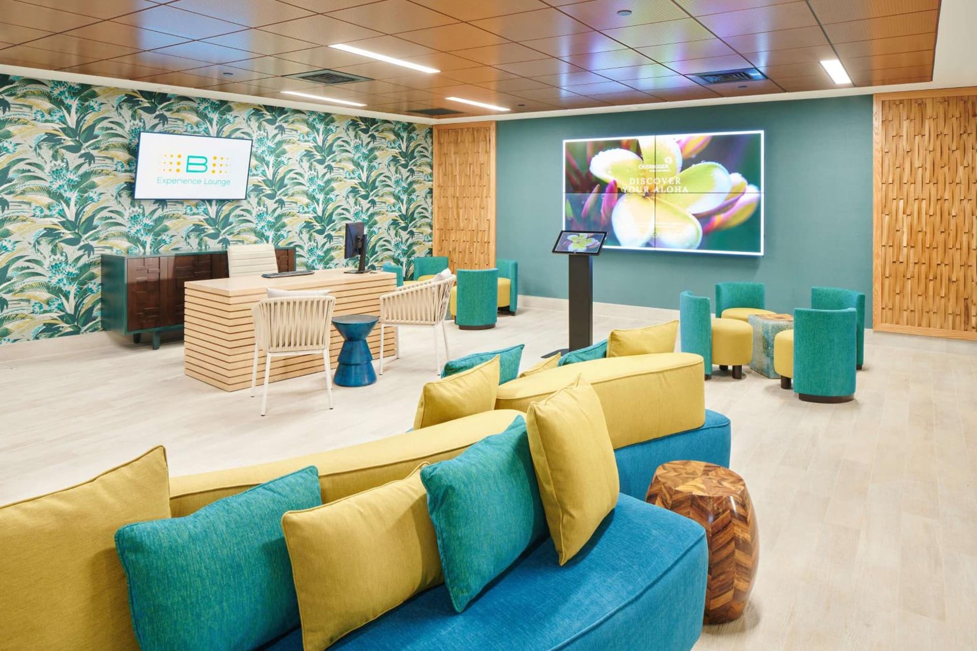 OUTRIGGER Waikiki Beachcomber Hotel gallery photo in Honolulu, HI — image 16