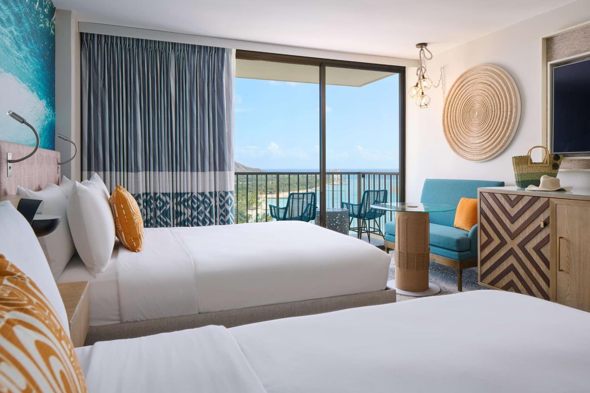 OUTRIGGER Waikiki Beachcomber Hotel gallery photo in Honolulu, HI — image 186