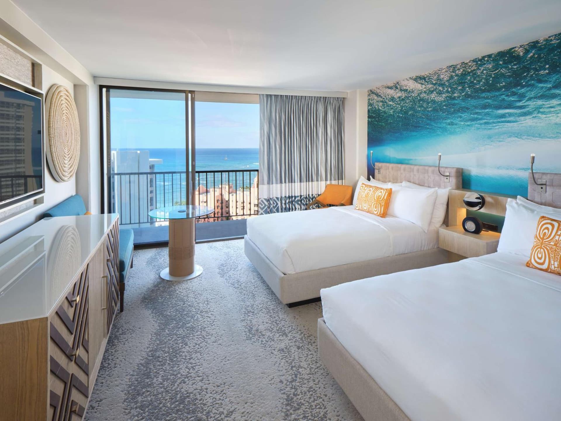 OUTRIGGER Waikiki Beachcomber Hotel gallery photo in Honolulu, HI — image 47