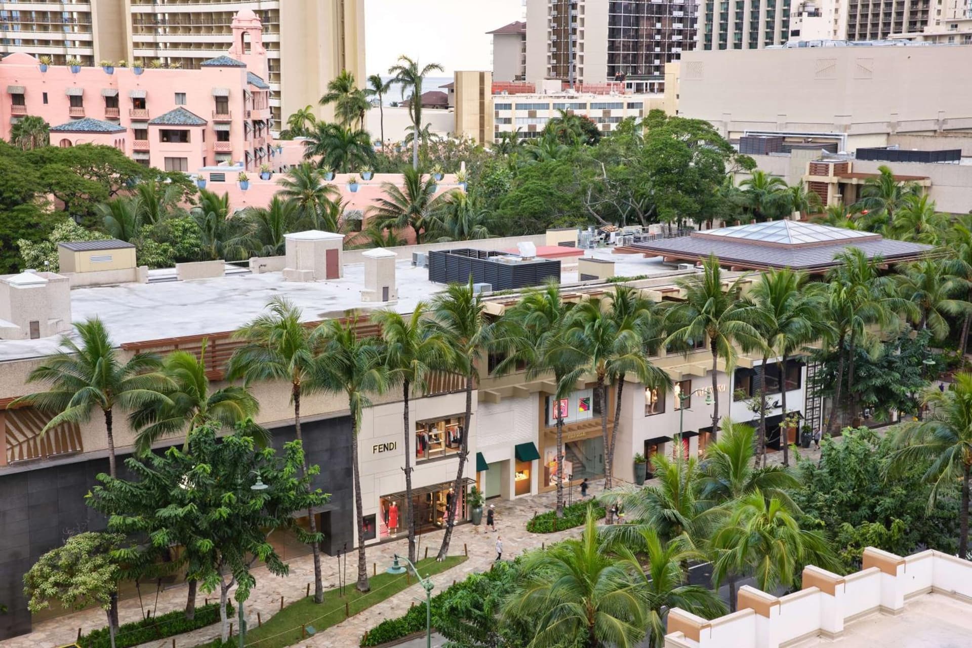 OUTRIGGER Waikiki Beachcomber Hotel gallery photo in Honolulu, HI — image 104