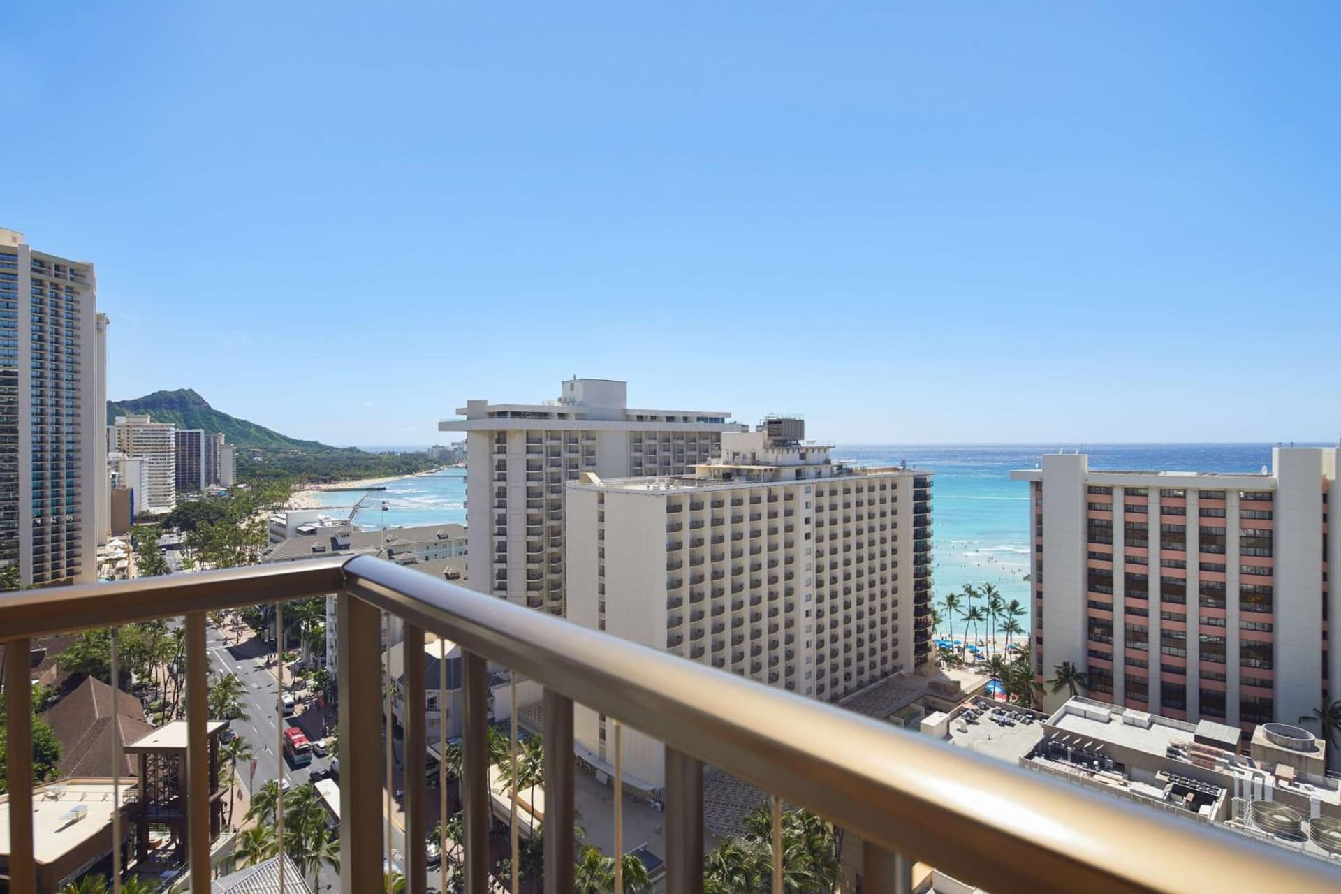 OUTRIGGER Waikiki Beachcomber Hotel gallery photo in Honolulu, HI — image 181