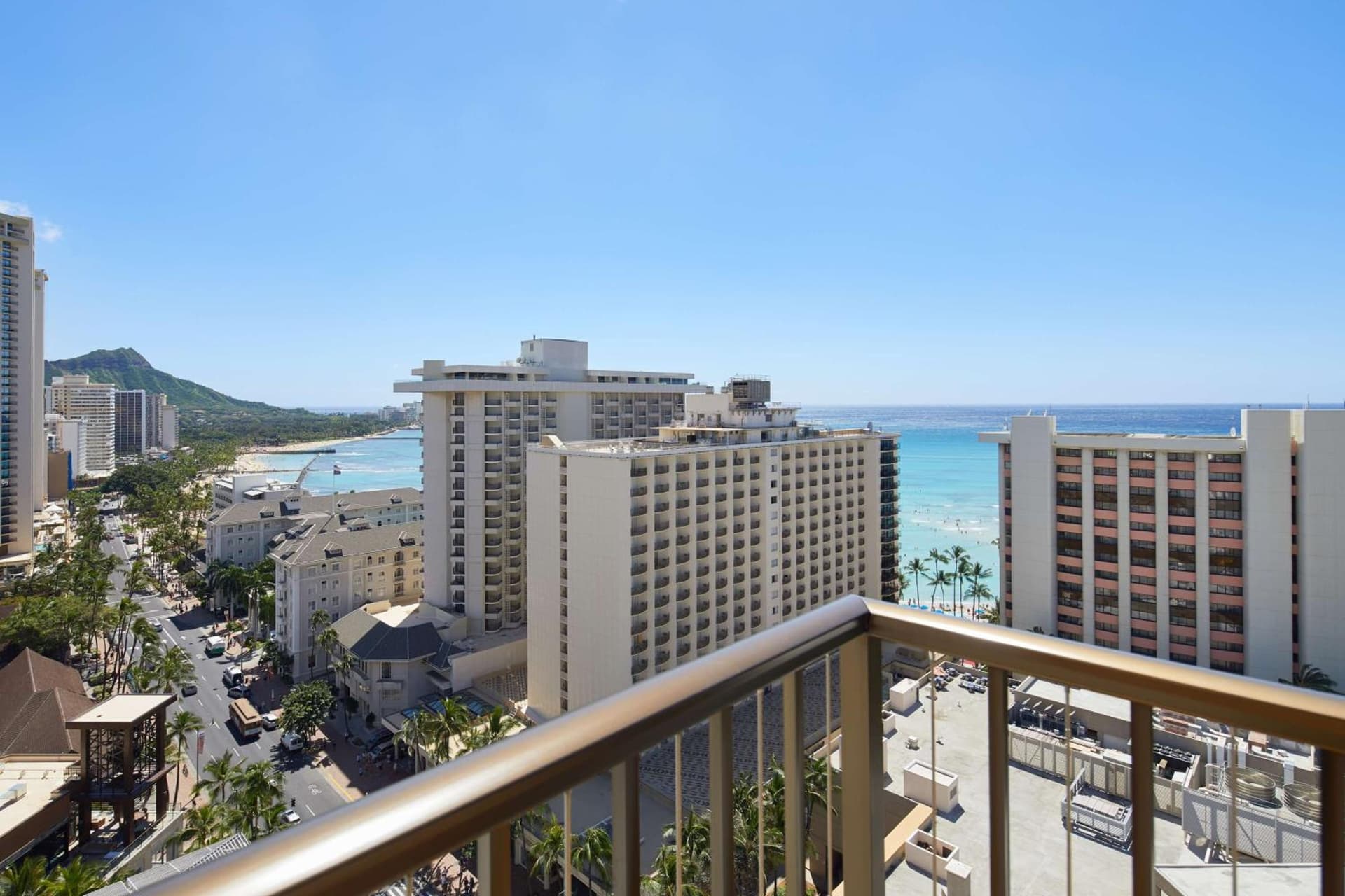 OUTRIGGER Waikiki Beachcomber Hotel gallery photo in Honolulu, HI — image 146