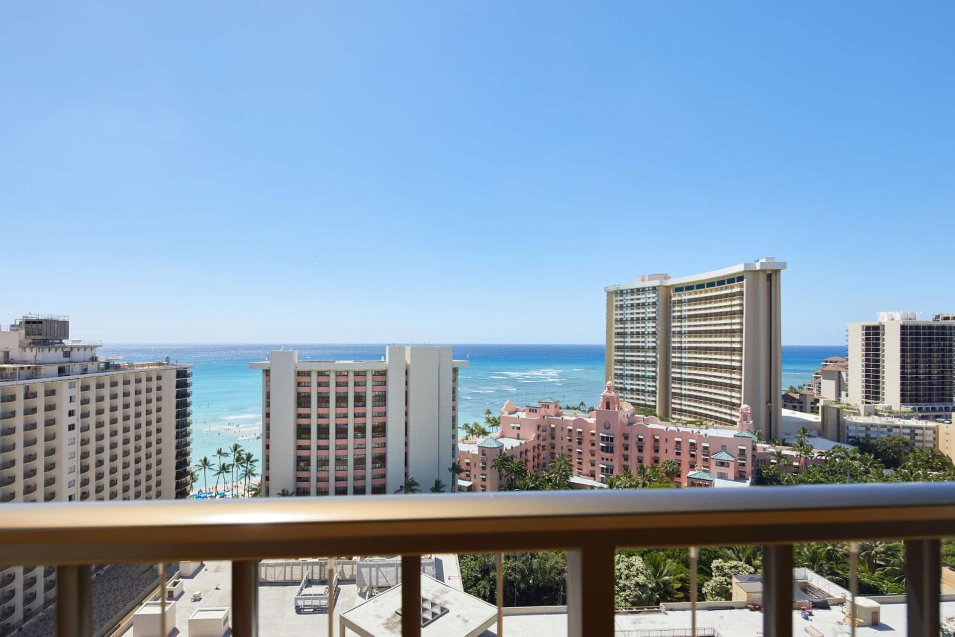 OUTRIGGER Waikiki Beachcomber Hotel gallery photo in Honolulu, HI — image 67