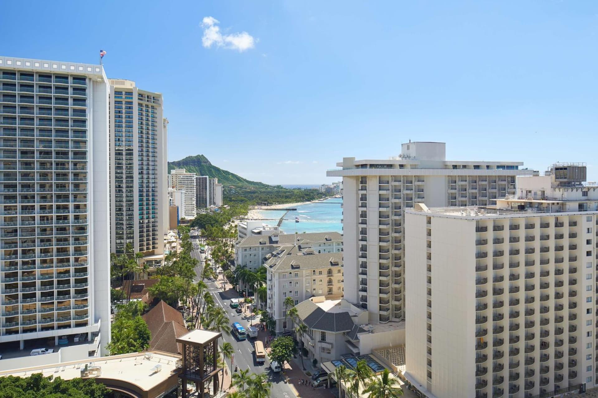 OUTRIGGER Waikiki Beachcomber Hotel gallery photo in Honolulu, HI — image 52