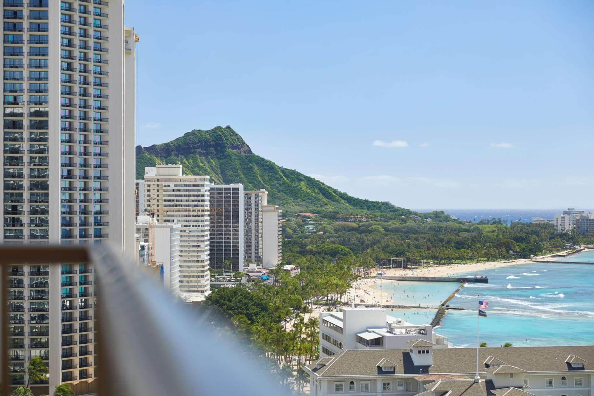 OUTRIGGER Waikiki Beachcomber Hotel gallery photo in Honolulu, HI — image 137