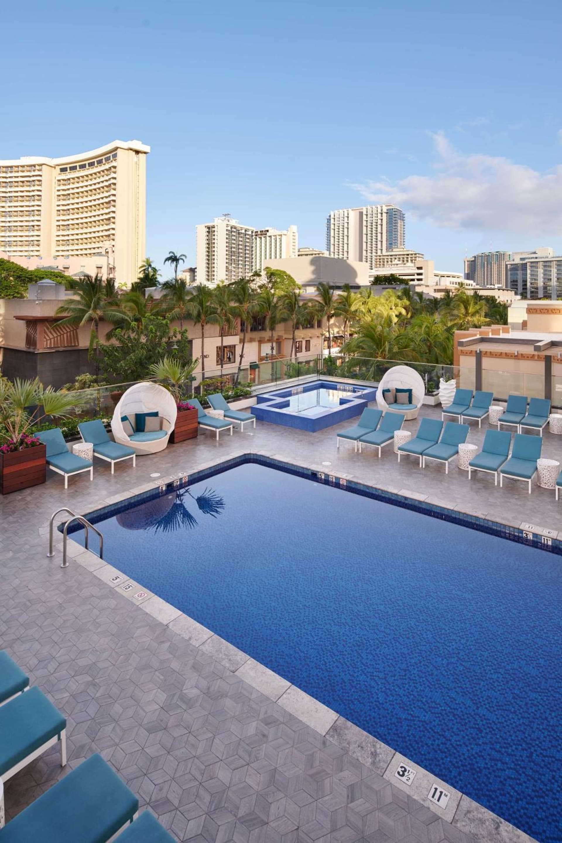 OUTRIGGER Waikiki Beachcomber Hotel gallery photo in Honolulu, HI — image 140