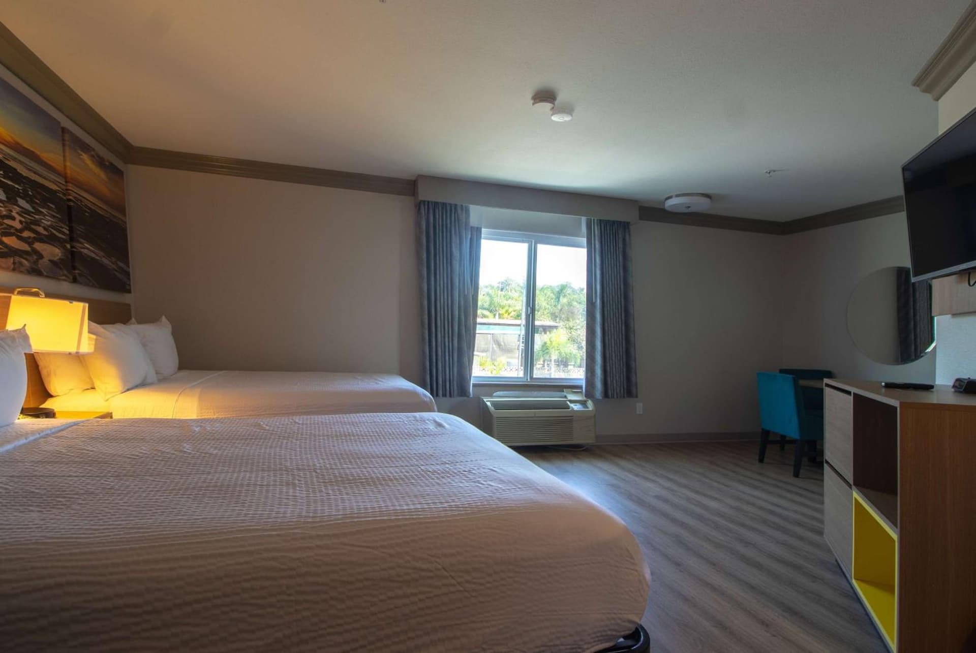 Days Inn by Wyndham Carlsbad gallery photo in Carlsbad, CA — image 29