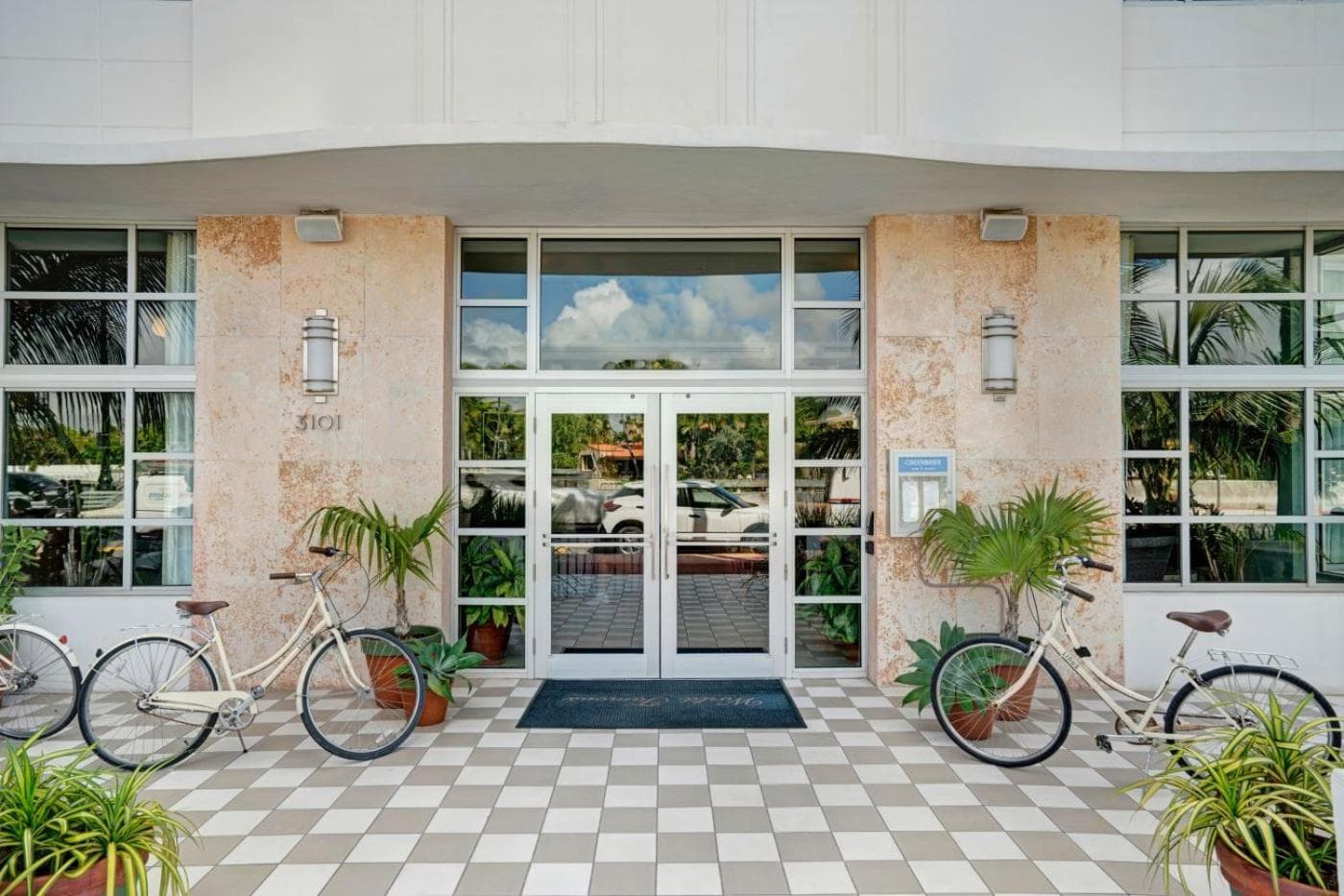 Hotel Trouvail Miami Beach interior in Miami Beach, FL — gallery photo 2