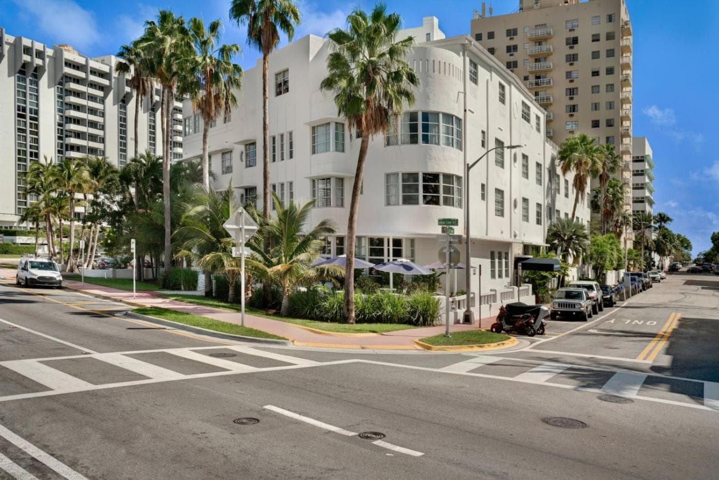 Hotel Trouvail Miami Beach exterior or lobby in Miami Beach, FL — main listing photo