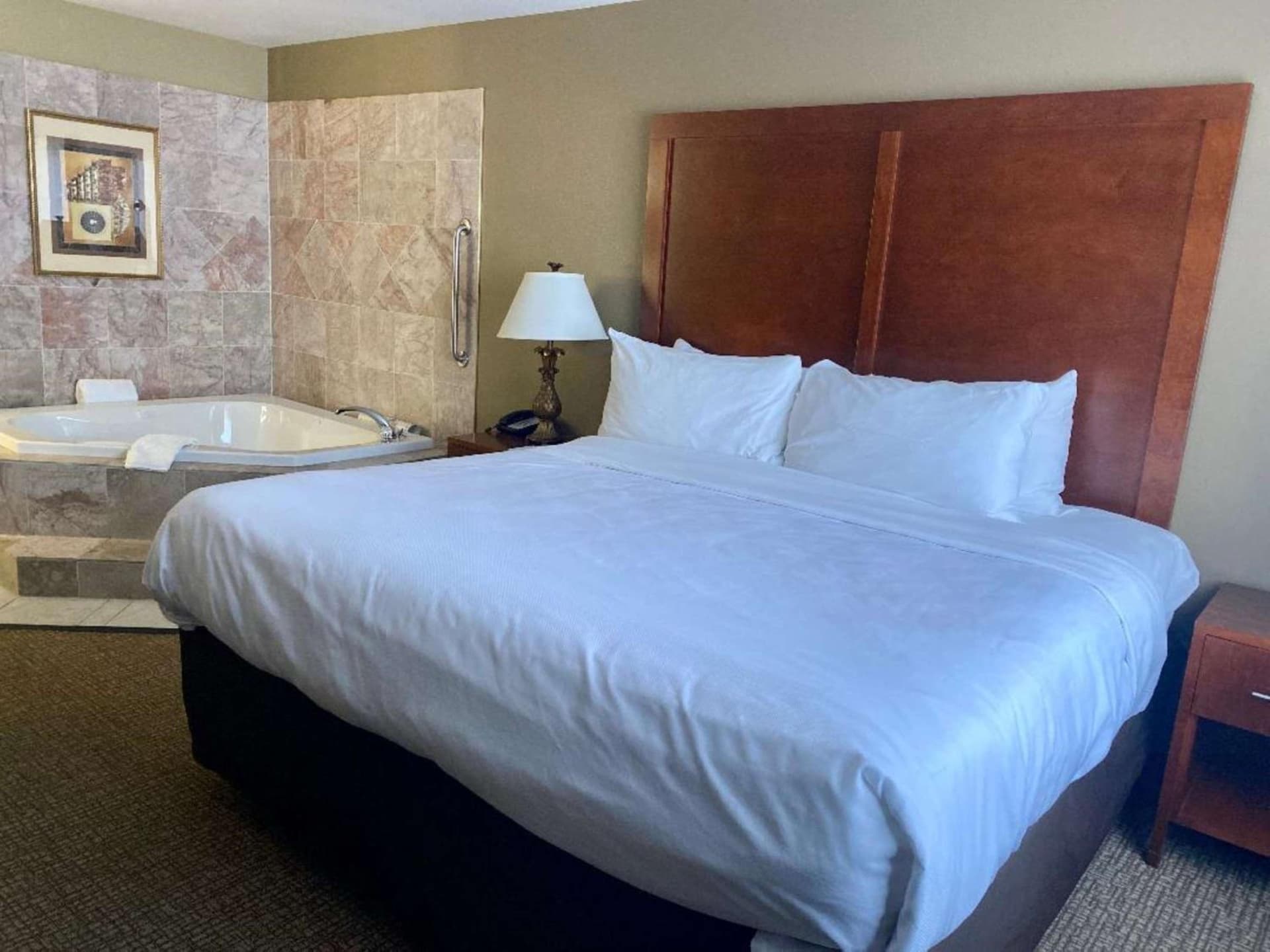 Best Western Emporia Inn property views in Emporia, KS — gallery photo 3
